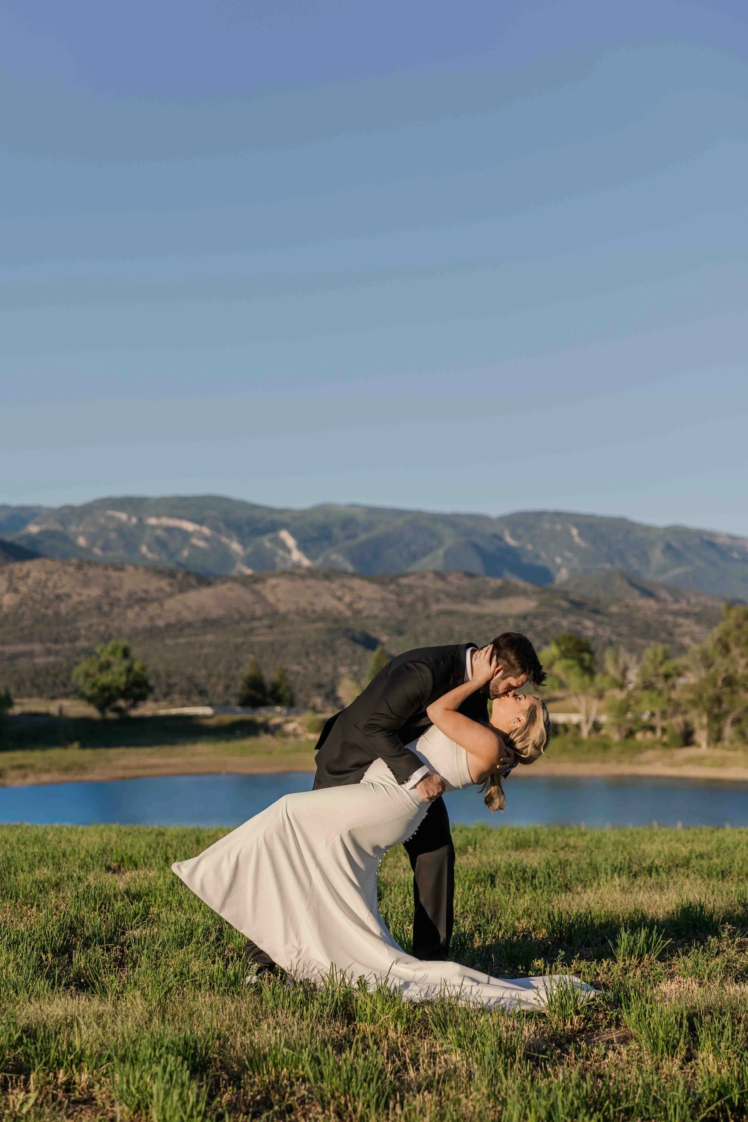 14_dog-friendly-wedding-venues-colorado.jpg