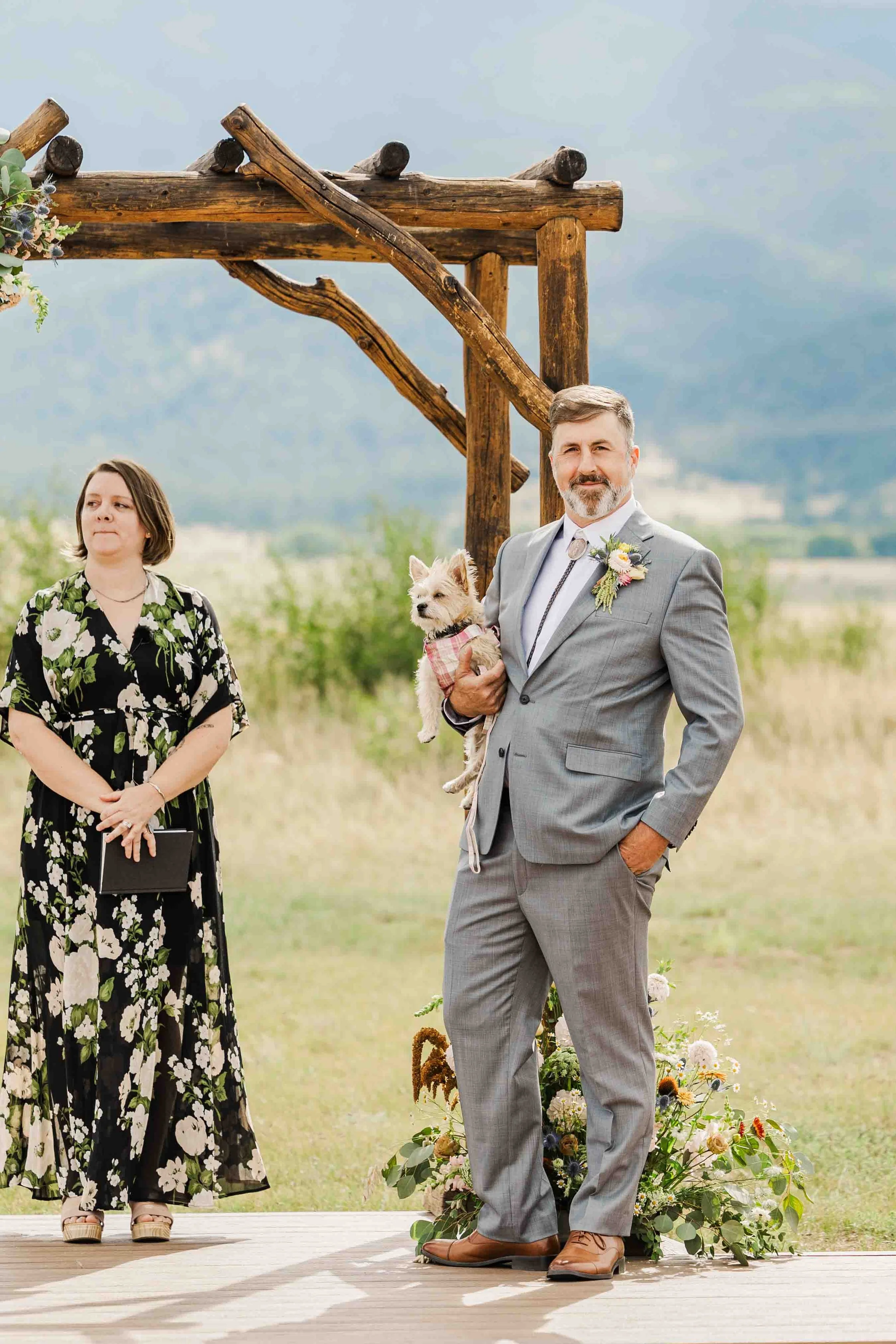 15_barn-at-sunset-ranch-wedding-ceremony.jpg