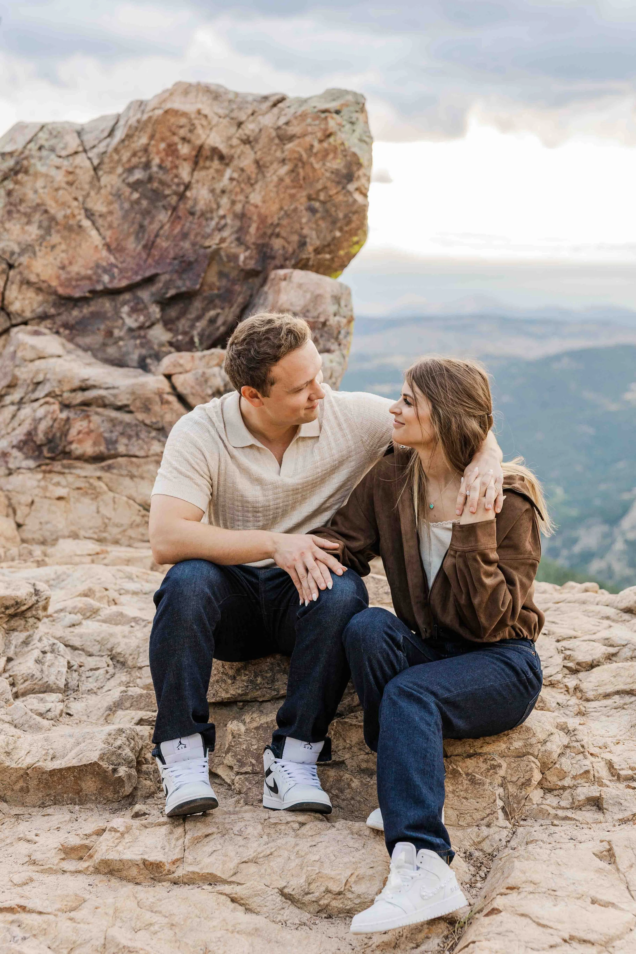 lost-gulch-overlook-engagement-session-26.jpg