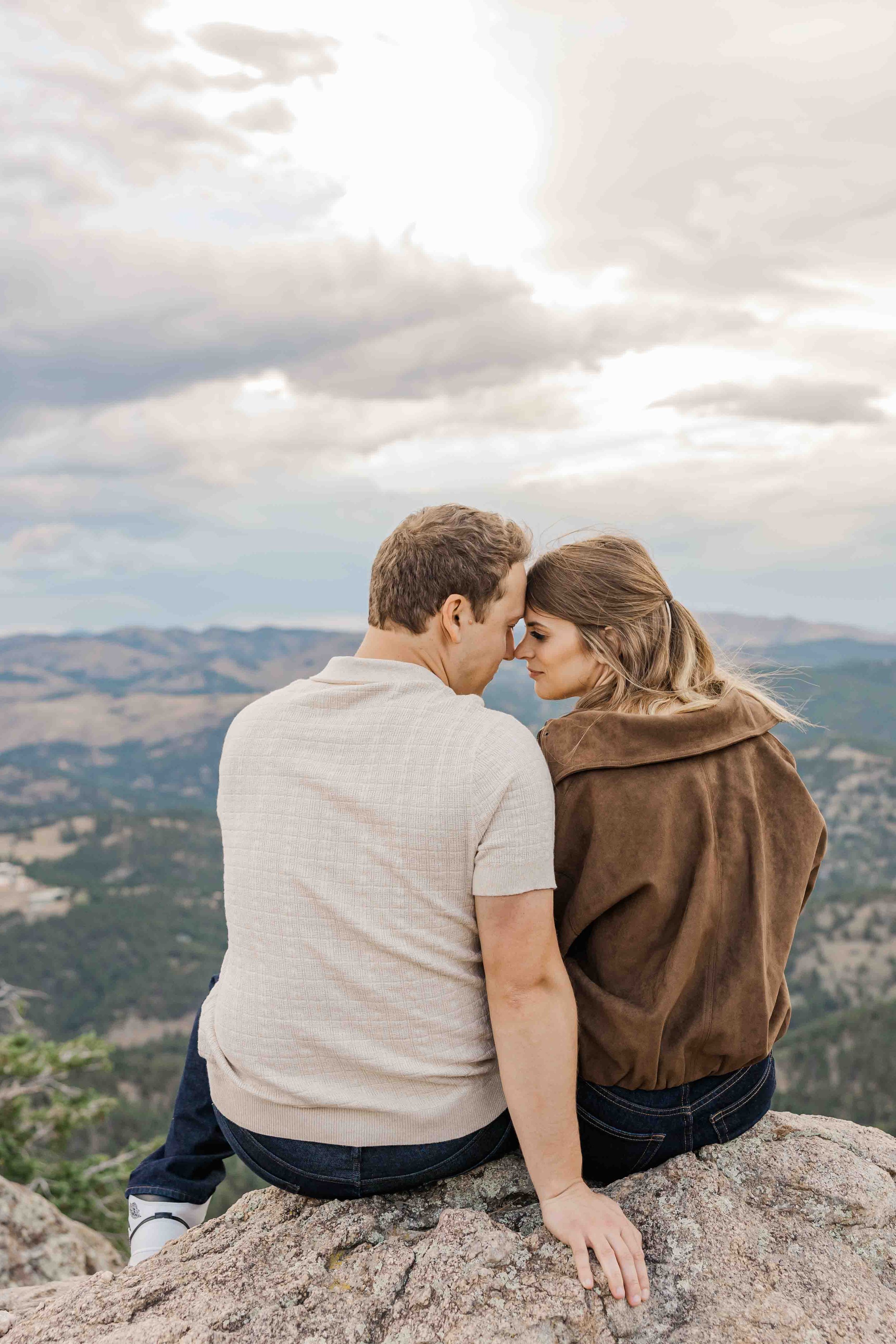 lost-gulch-overlook-engagement-session-29.jpg
