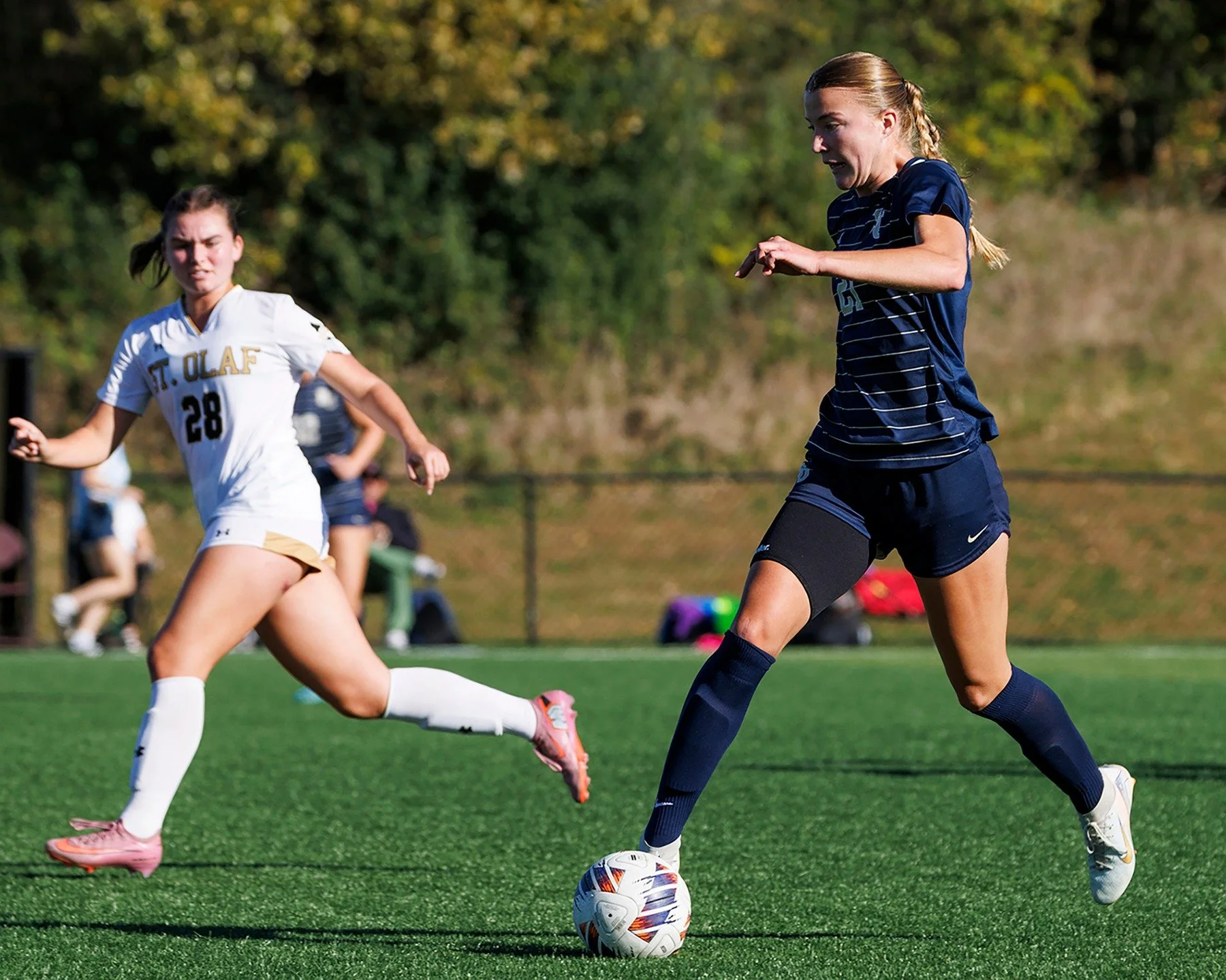 There's a first time for eveything and today I forgot to bring a fully charged battery for my camera to the game. I only got off 104 shots before it died on me. Thankfully still got a few decent ones of @bethelwsoccer 
#soccer #womenssoccer #college