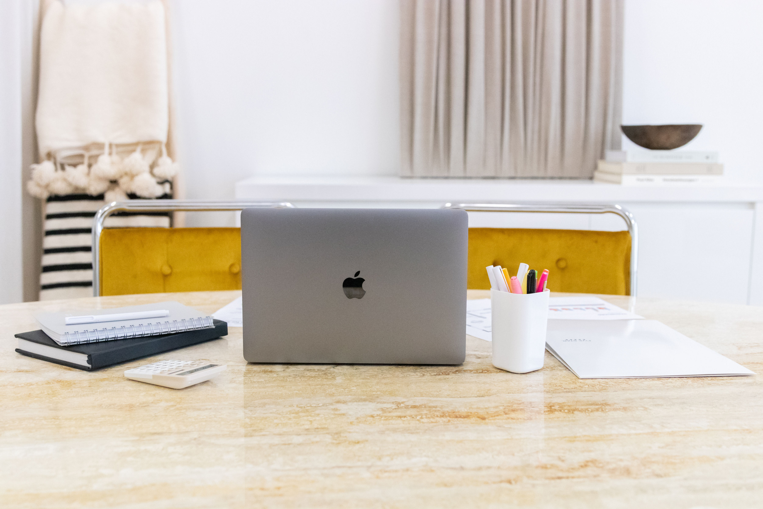 How To Pitch Your Small Business &amp; Secure Press Coverage