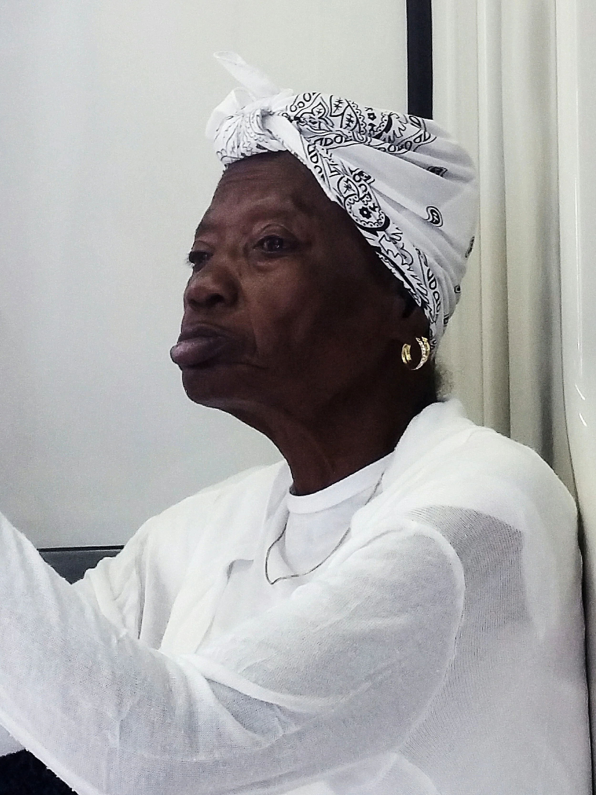 0101100101011100101100101101010011110110