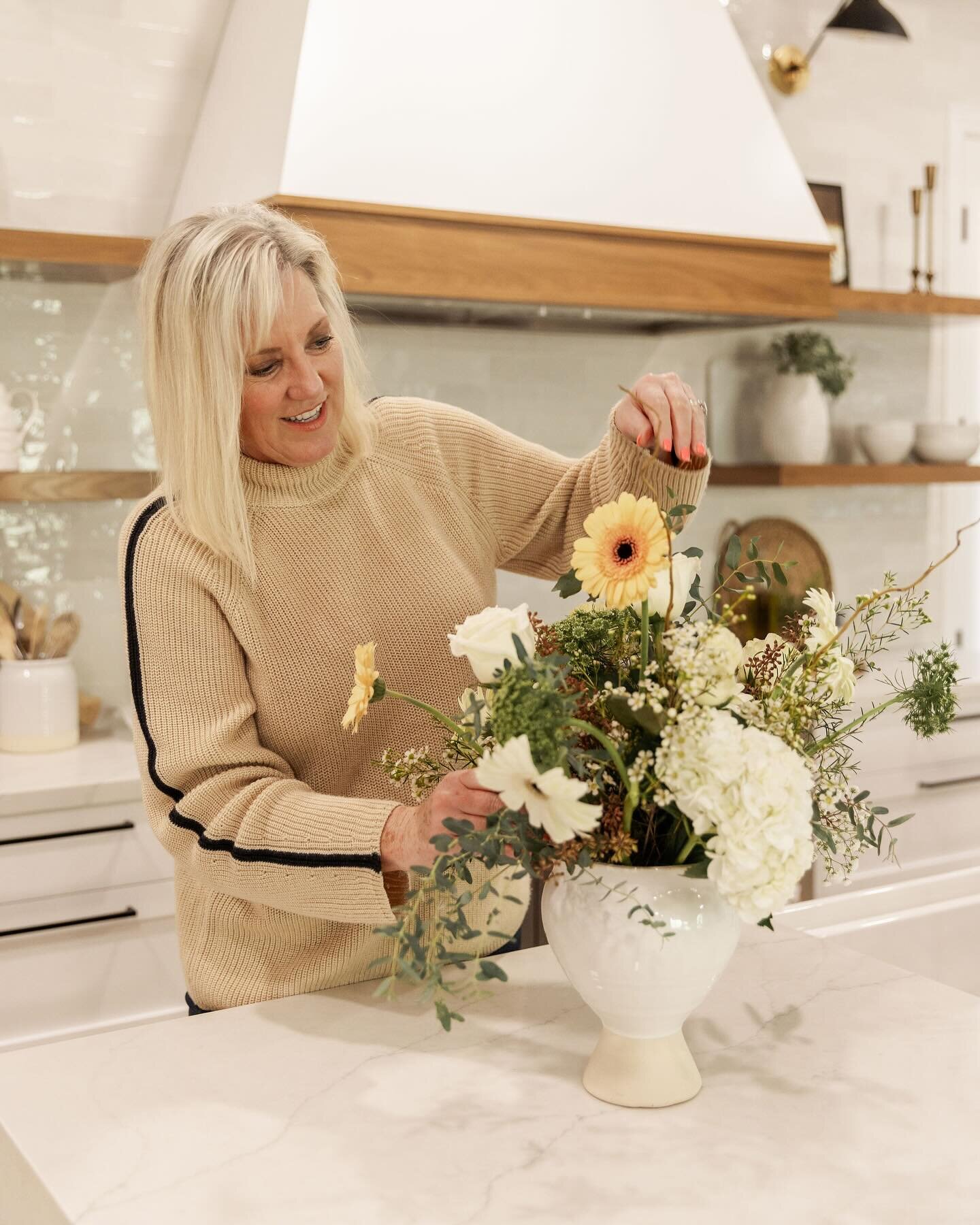 Spring is here and what better than to bring it inside? Simple arranged flowers and greens bring a fresh cheery look to your home. Are you ready for a fresh look in your space? Our concierge&rsquo;s styling service maybe just what you need. You shoot