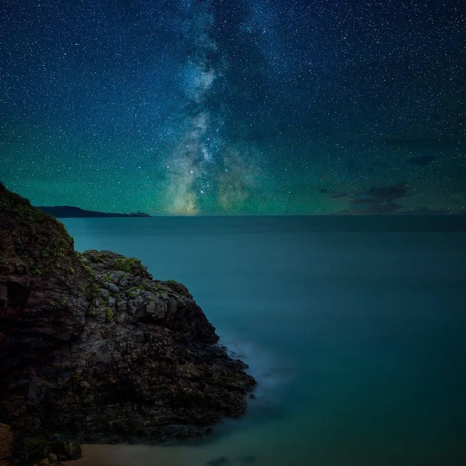 Milky+Way+Over+Ocean+and+Beach_960+px+Square.webp