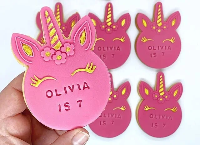 🦄 #newcastlecookieco #cookies #happiness #party #fondant #sugar #baking #ordernow #flour #newcastle #smallbusiness #sugarcookies #localsuppotlocal #birthday #unicorn #sugarcookie #gold #pink #magic #cookiecommunity