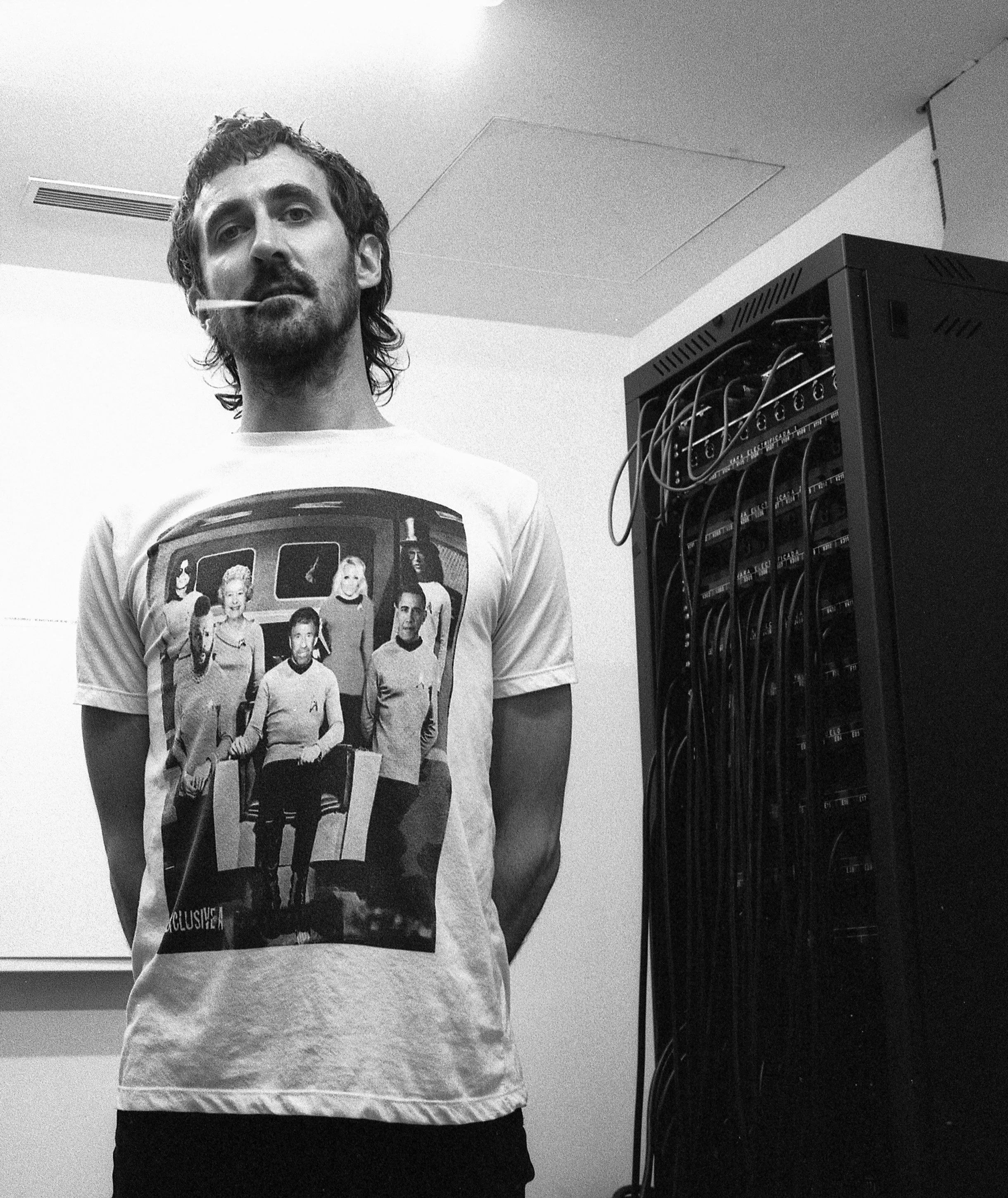 Gareth Liddiard JUX promo 3.jpg