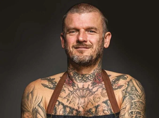 114 - Matthew Pritchard - formerly of Dirty Sanchez and now an endurance athlete and host of Dirty Vegan cooking on BBC.