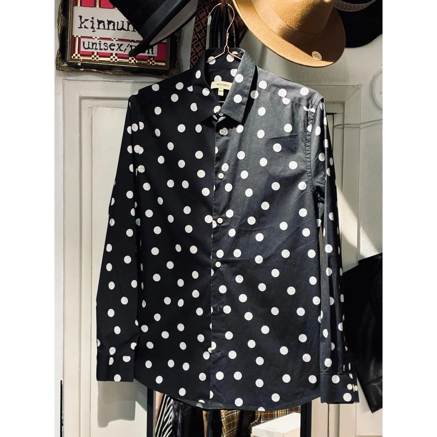 Whyred ⚪️
.
Puuvillaa, ~M, 58&euro;
.
#whyred #pallopaita