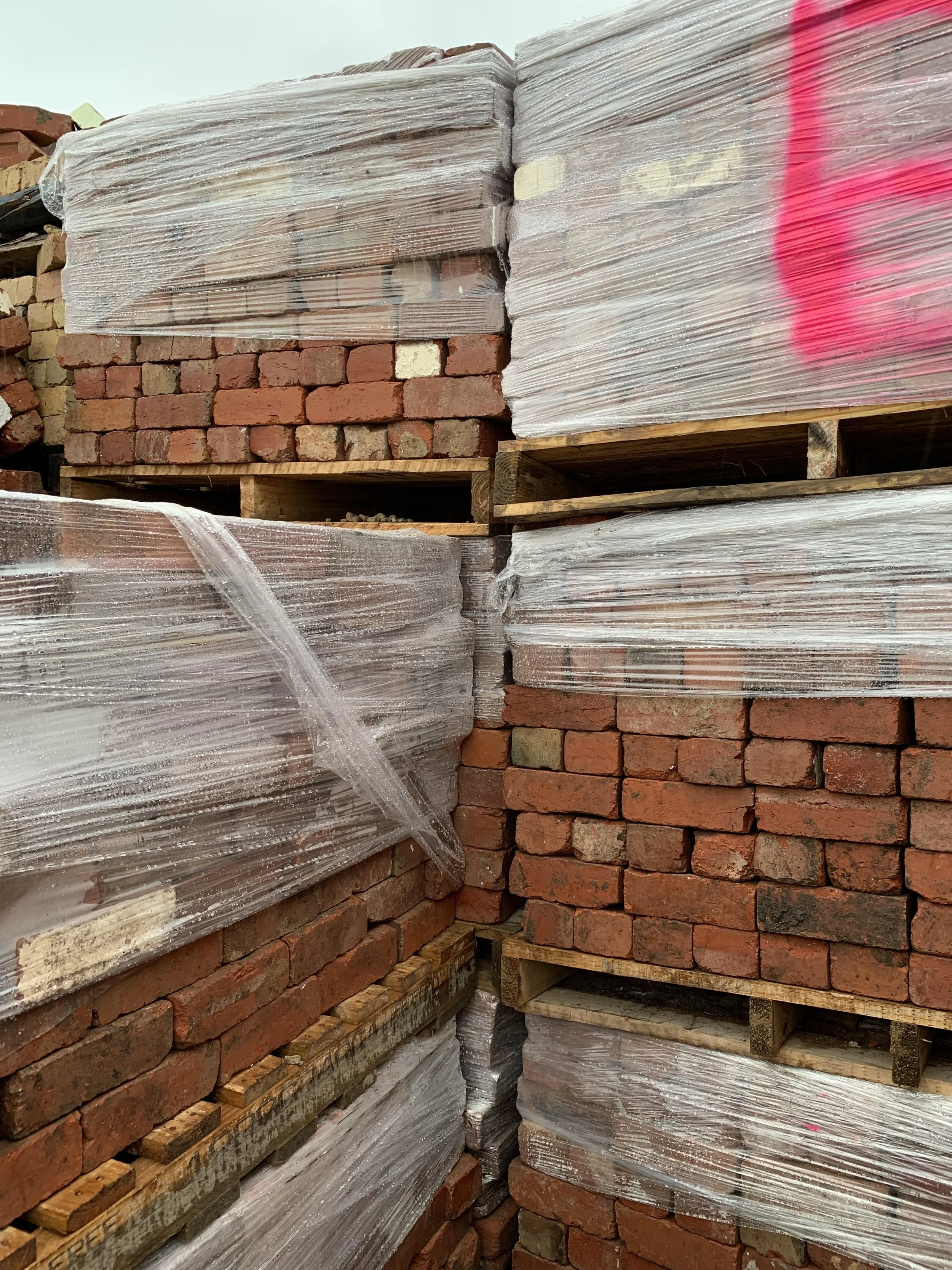 Recycled B Grade Solid Red Bricks — Stephen's Bricks
