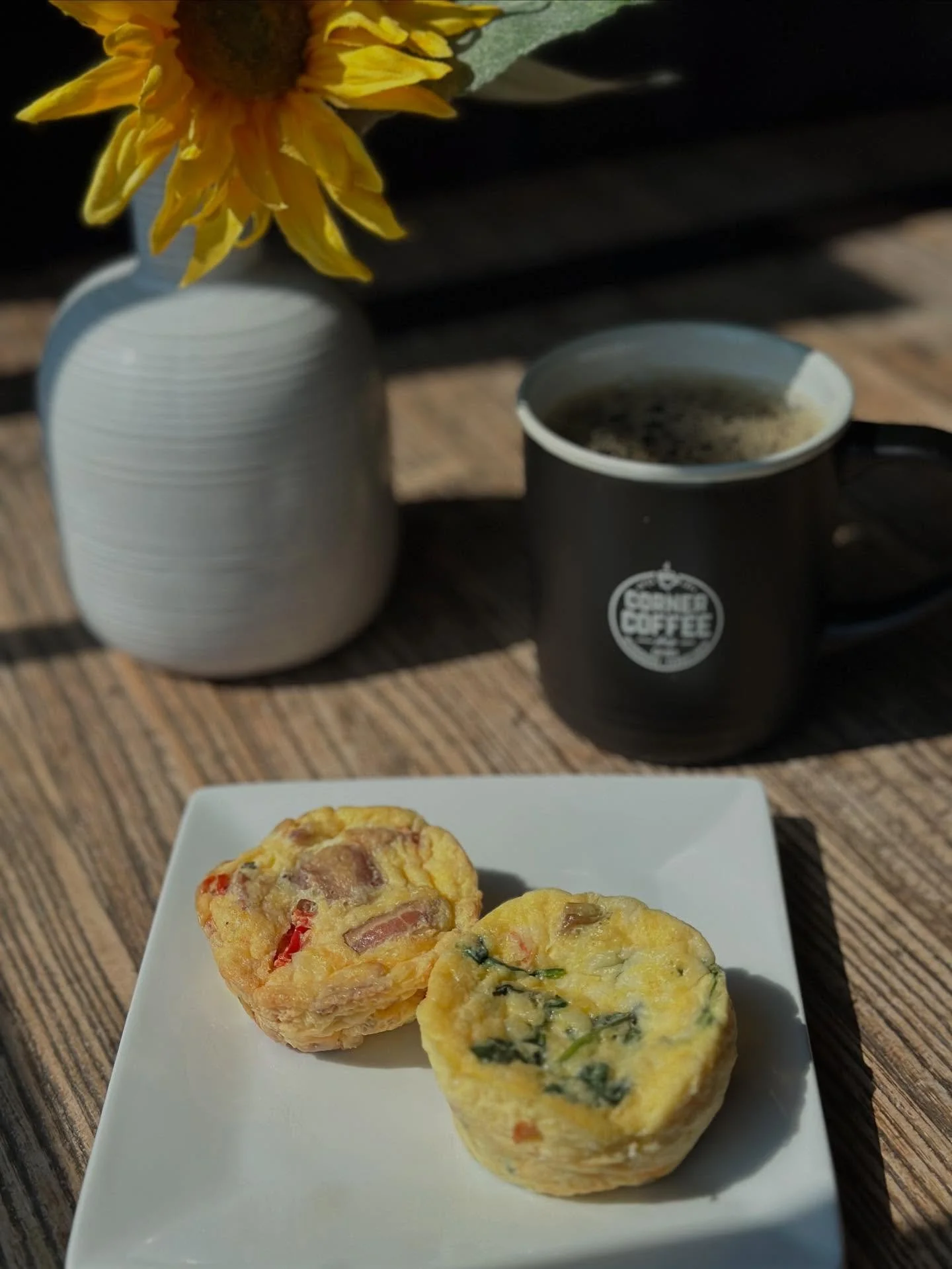 NEW! Mornings just got a lot tastier with our locally made egg cups. Choose from 2 delicious flavors: Bacon, Gouda & Red pepper or Spinach, Muenster, & Bell Pepper.
These are a great addition to your morning coffee routine!
Join us for live