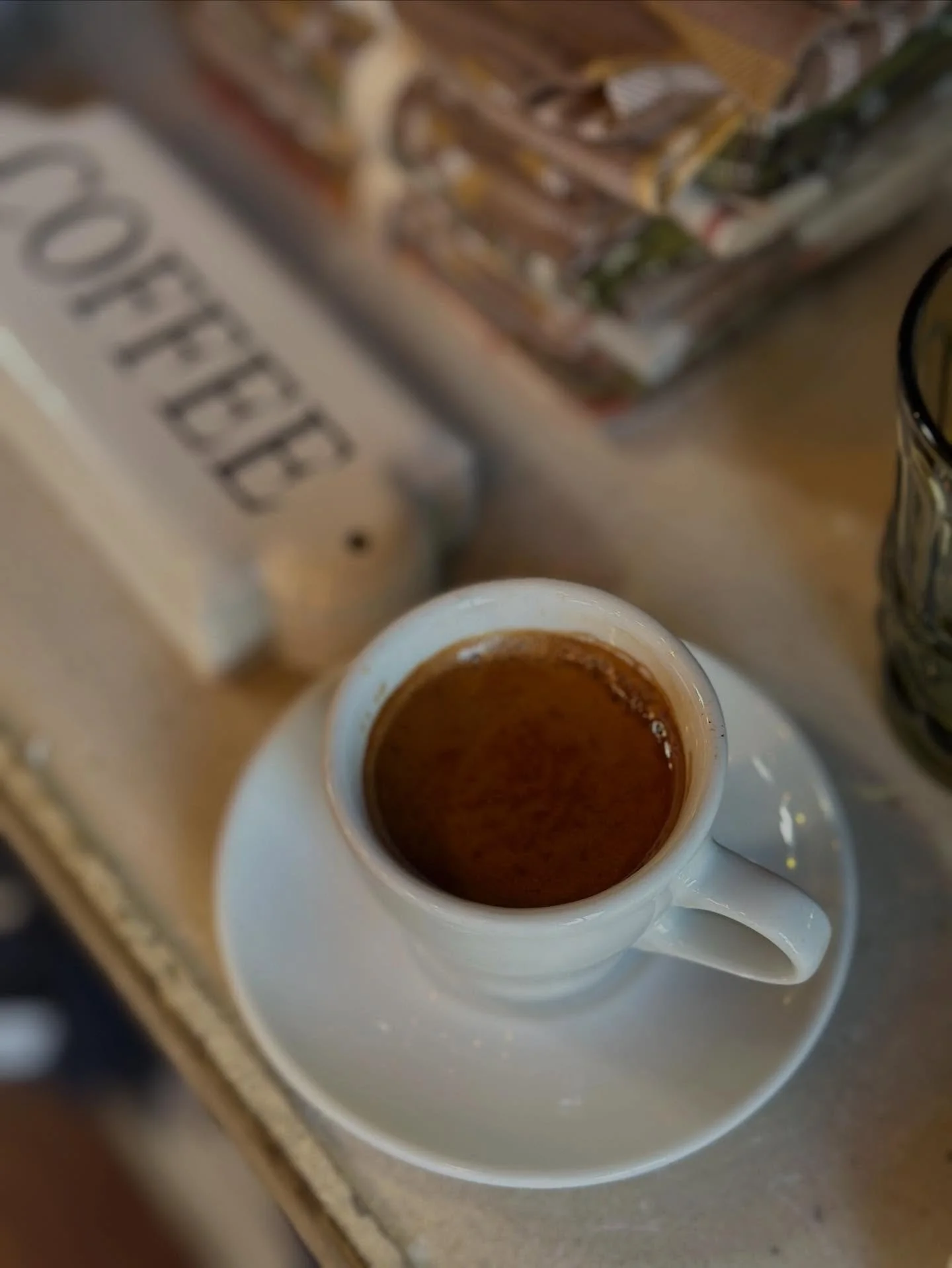 ☕️ Start your week strong with a shot of bold espresso. Add an extra to your favorite drink or enjoy it plain. Either way, we&rsquo;re here to help keep you going! 

Hours: 8am-6pm

#freshespresso #caffeine #shotofespresso #extrashot #intercoursepa