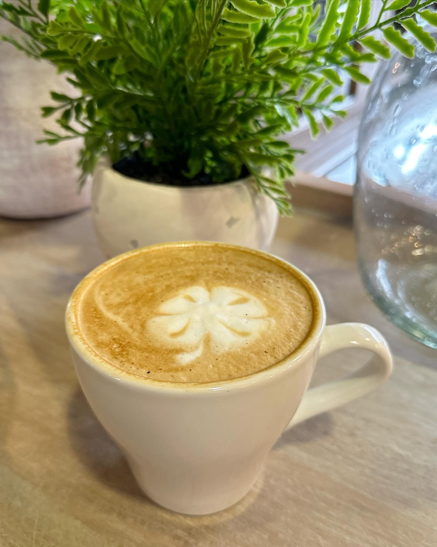 St. Patrick's Day has come &amp; gone, but our Irish Breakfast Latte will still be around until the end of the month! This yummy latte features Irish Cream &amp; real maple syrup - enjoy it hot or iced.

We are open 8am-6pm.

#irishcreamlatte #realma