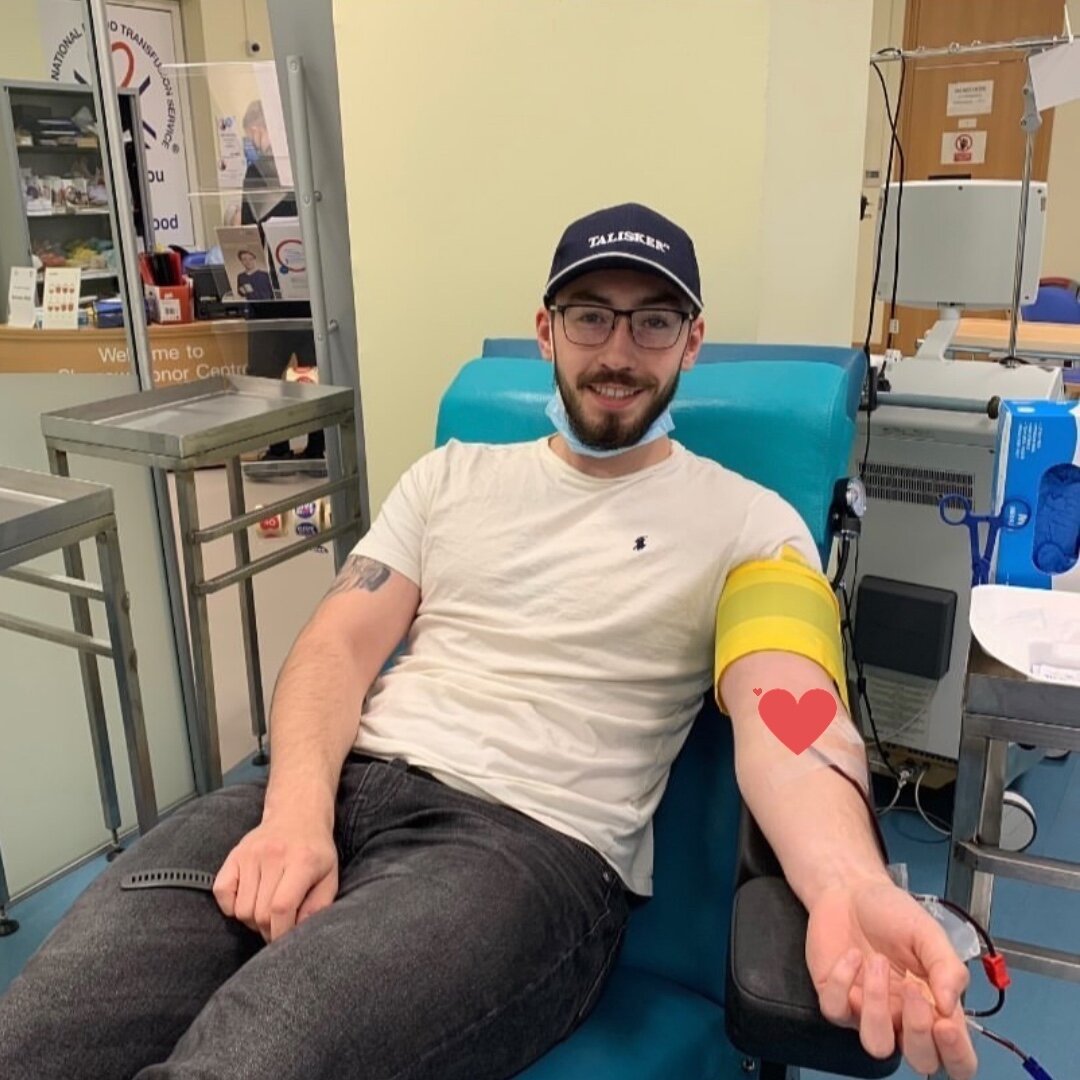 What can YOU get out of donating blood? 
👉Giving blood can reveal potential health problems
👉Giving blood can reduce harmful iron stores
👉Giving blood may lower your risk of suffering a heart attack
👉Giving blood can make you feel more positive (