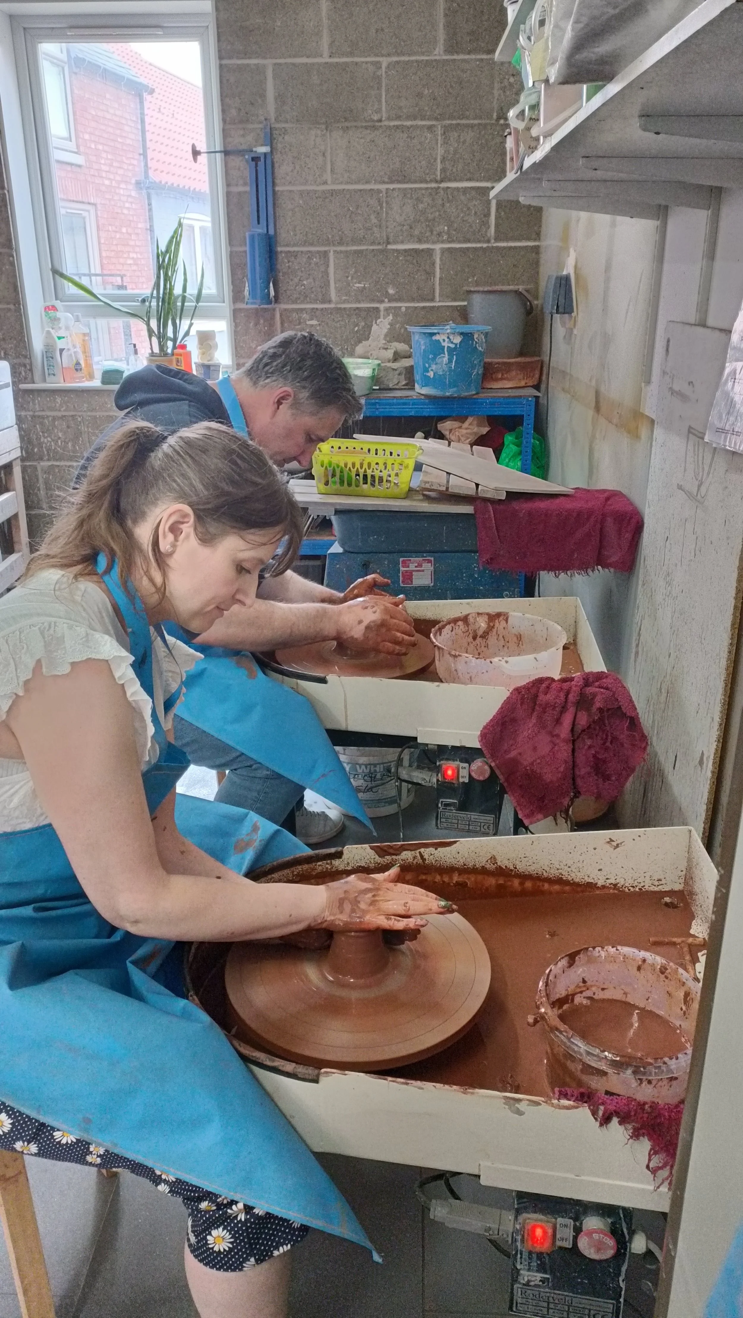 Throwing on the Potters Wheel Session Saturday 10th January 2026
