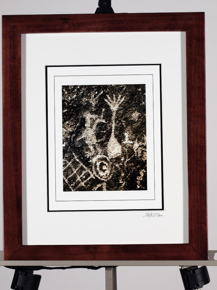 V bar V Hand & Abstract