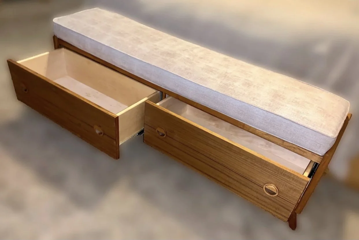 George Konzier "Mid Century Bench" (Detail)