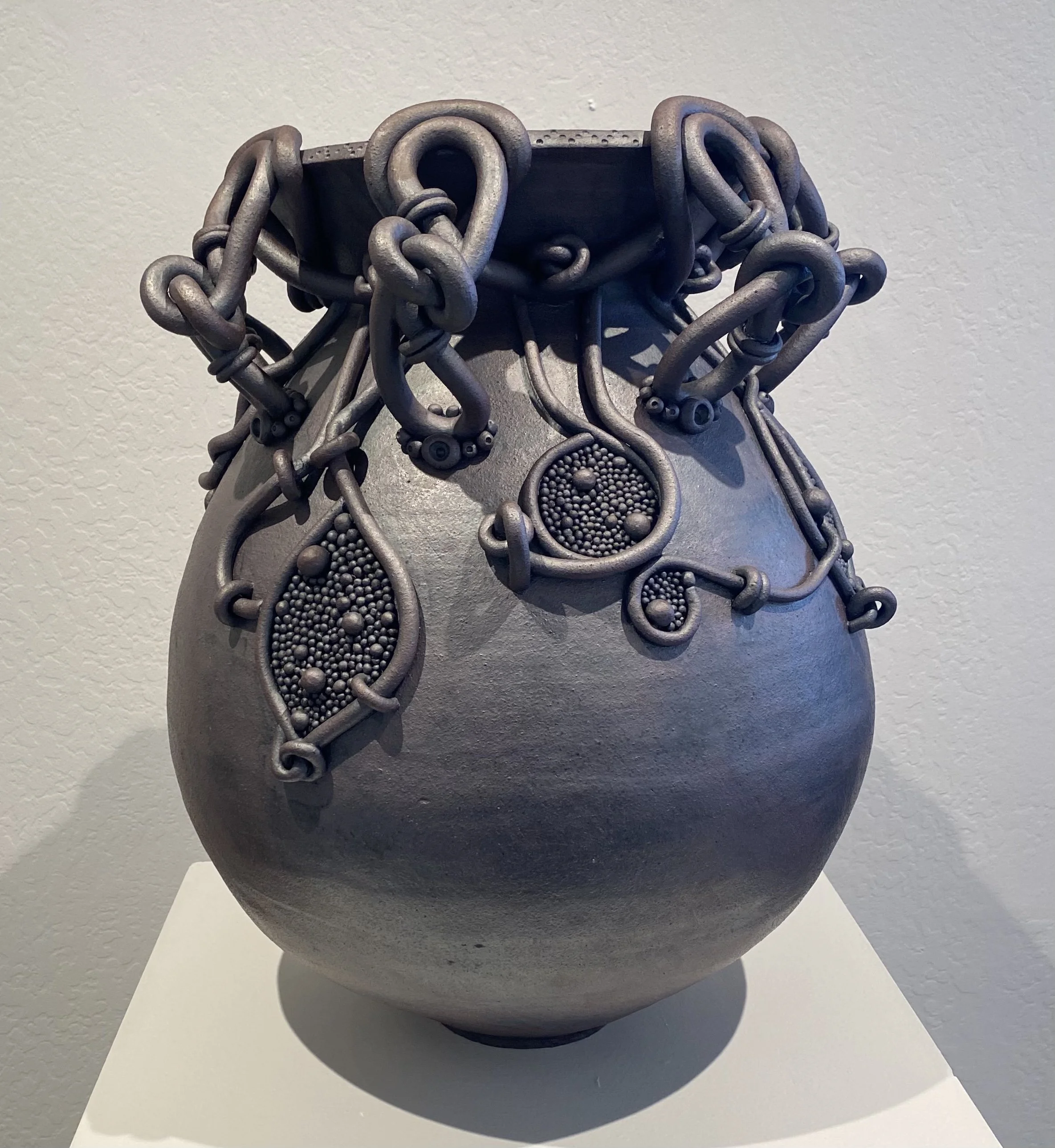 Mimi Wagner “Knot Pot”