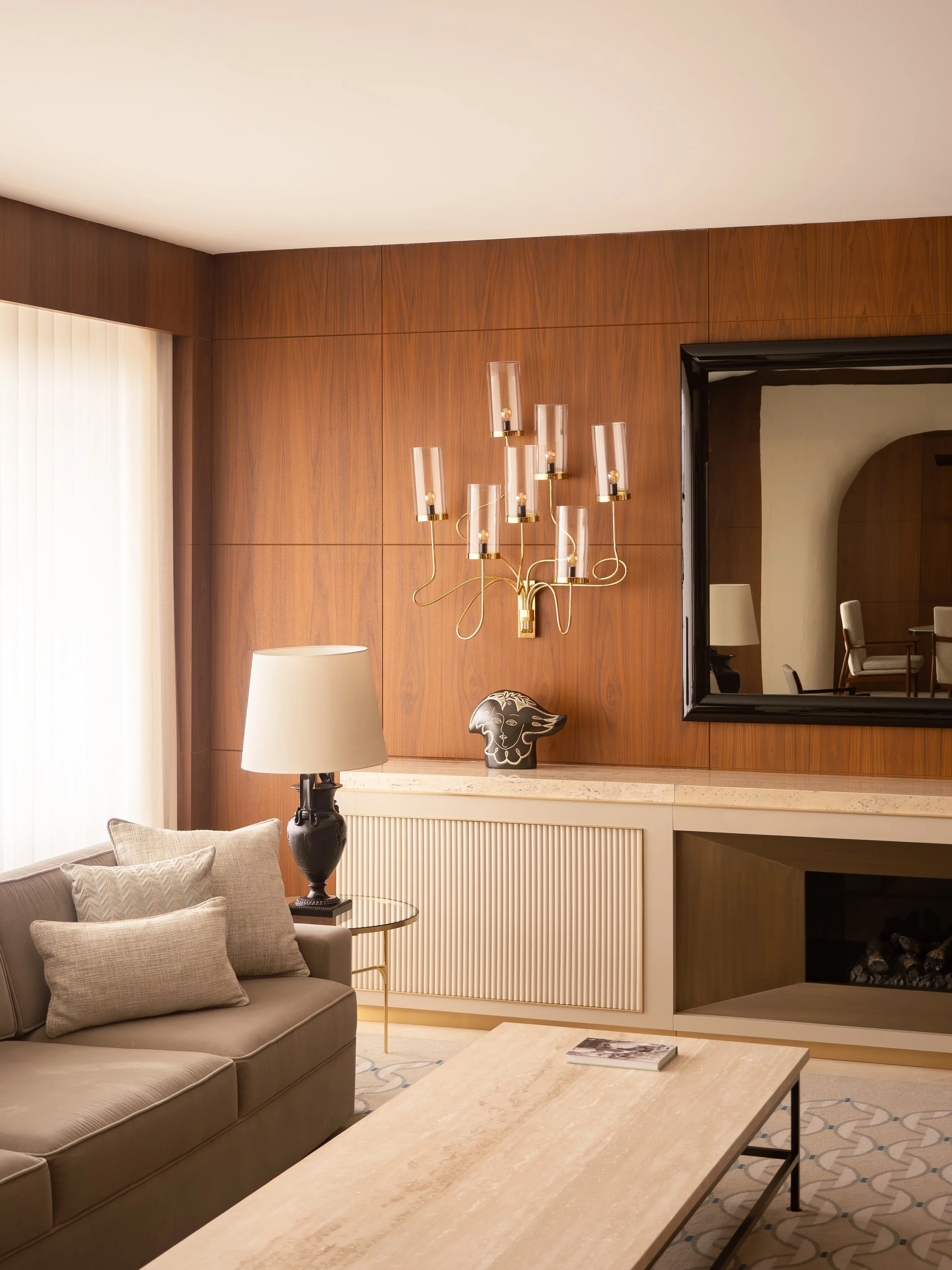 Four Seaons Hotel Ritz, Lisbon. Michael Adair photograher. 

luxury hotel photographer, hospitality interior photography, boutique hotel photographer Europe, 5-star resort photography, hospitality branding photography, architectural hotel photographe