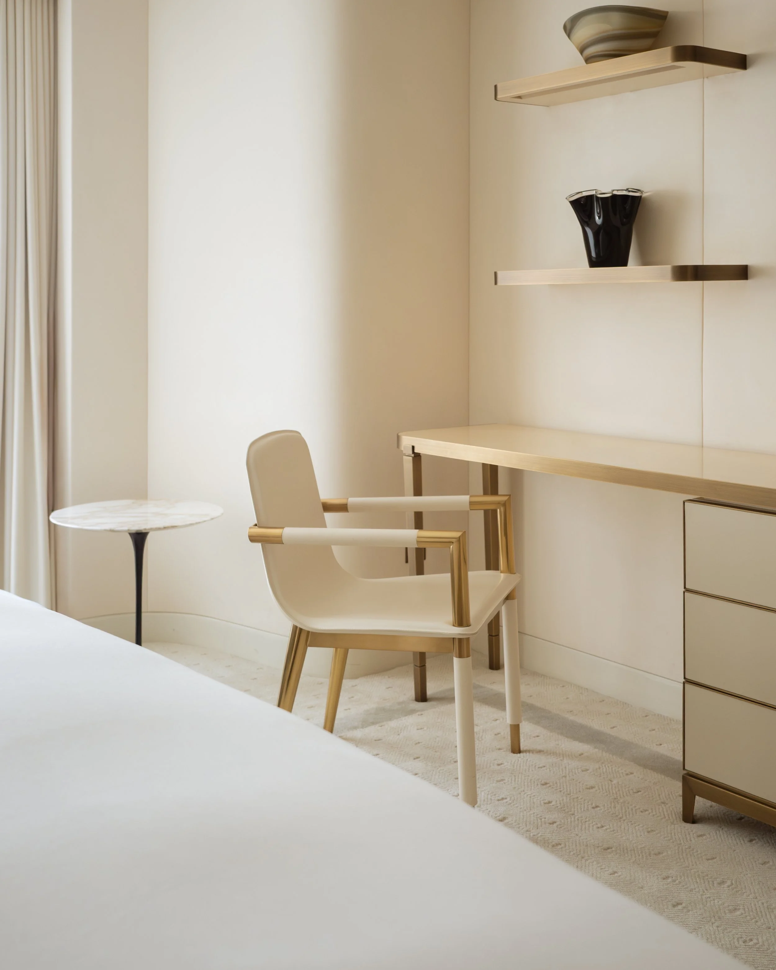 Four Seaons Park Lane, London. Michael Adair photographer

luxury hotel photographer, hospitality interior photography, boutique hotel photographer Europe, 5-star resort photography, hospitality branding photography, architectural hotel photographer