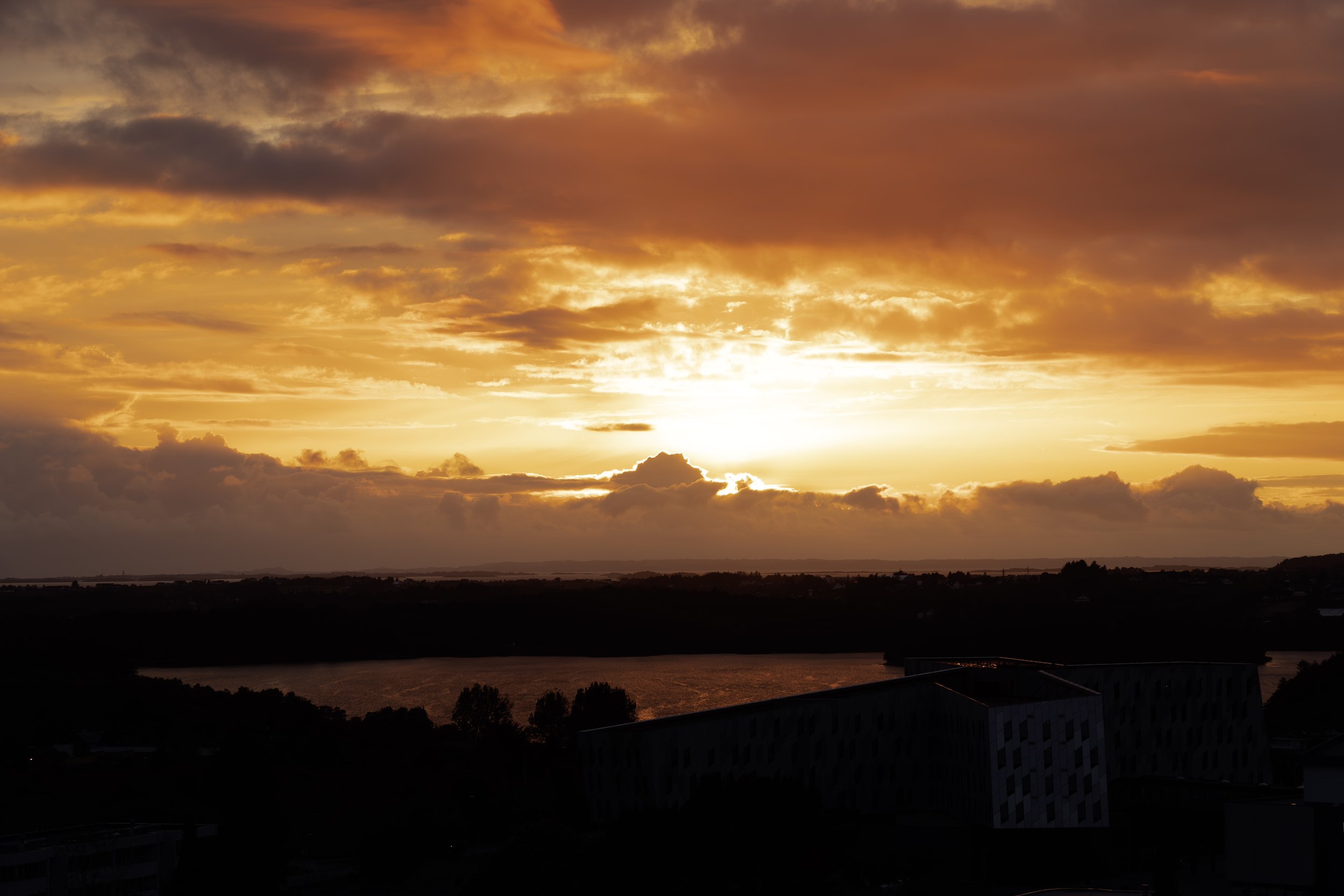 Gyllen solnedgang over Ryfylket