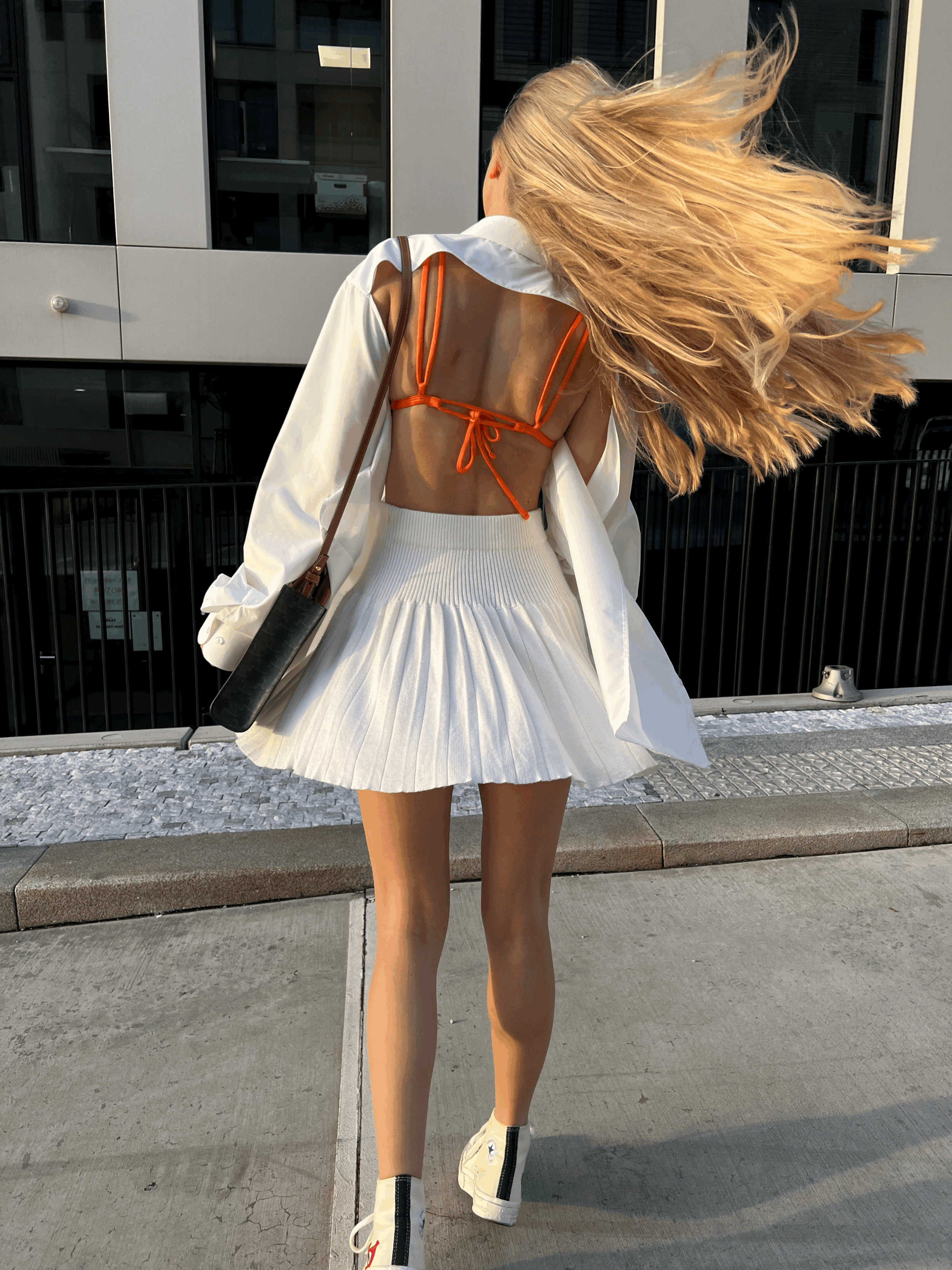 tempImage2jVG4C.gif