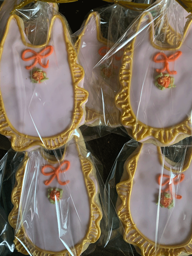 Fancy Bib Cookies