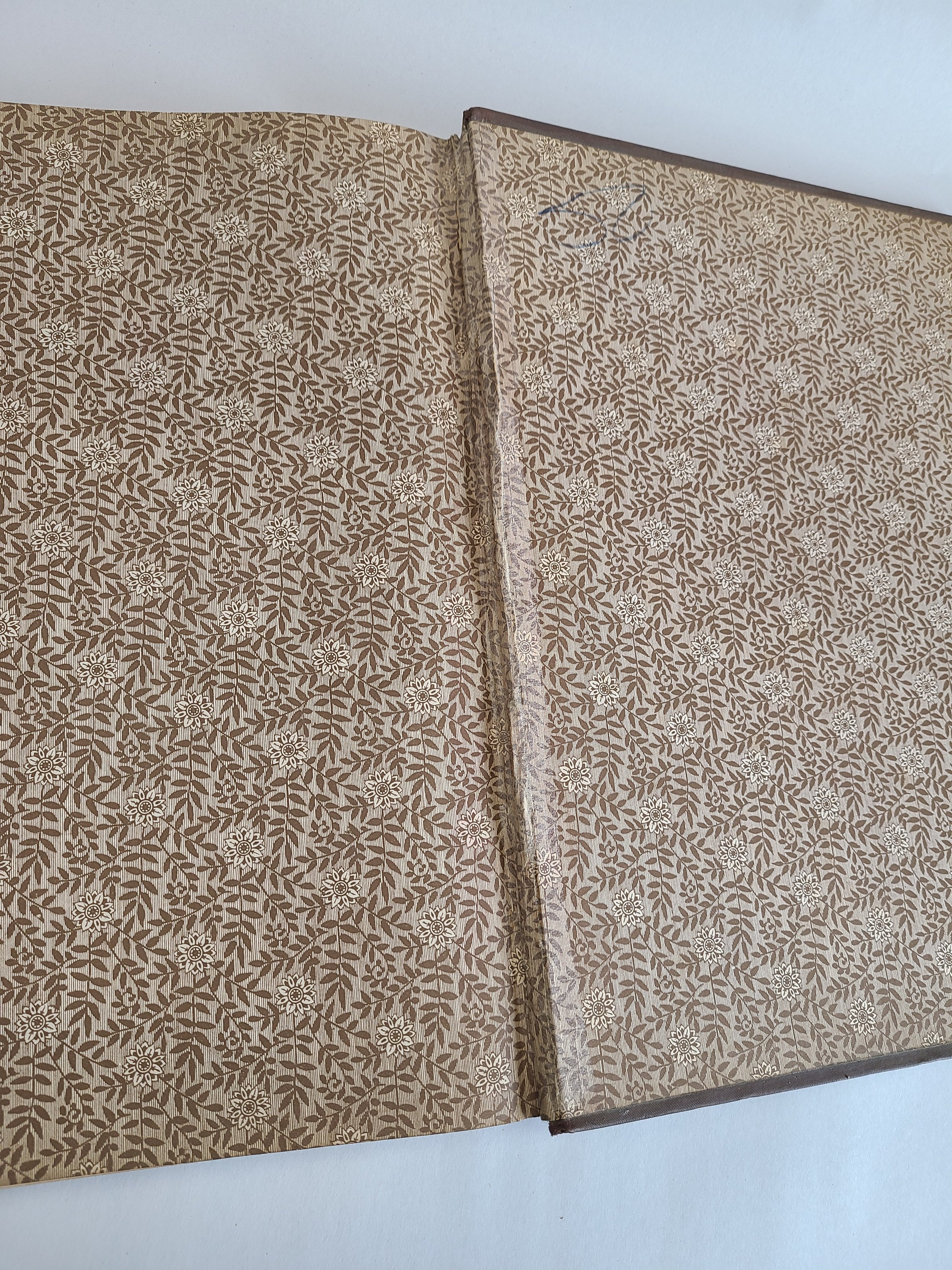 MCBA-wksp-PayneBookRepairBrokenClothandPaperbackBooks-2023-4.jpg