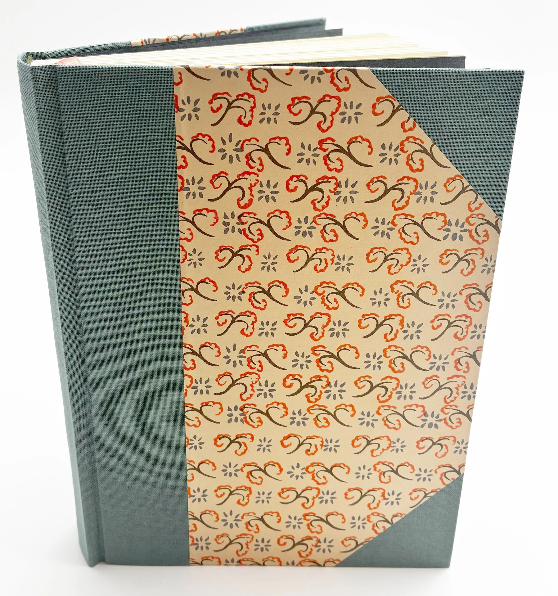 MCBA-wksp-JohnsonBindingFanFictionAndNovels-05.07.2026-5.jpg