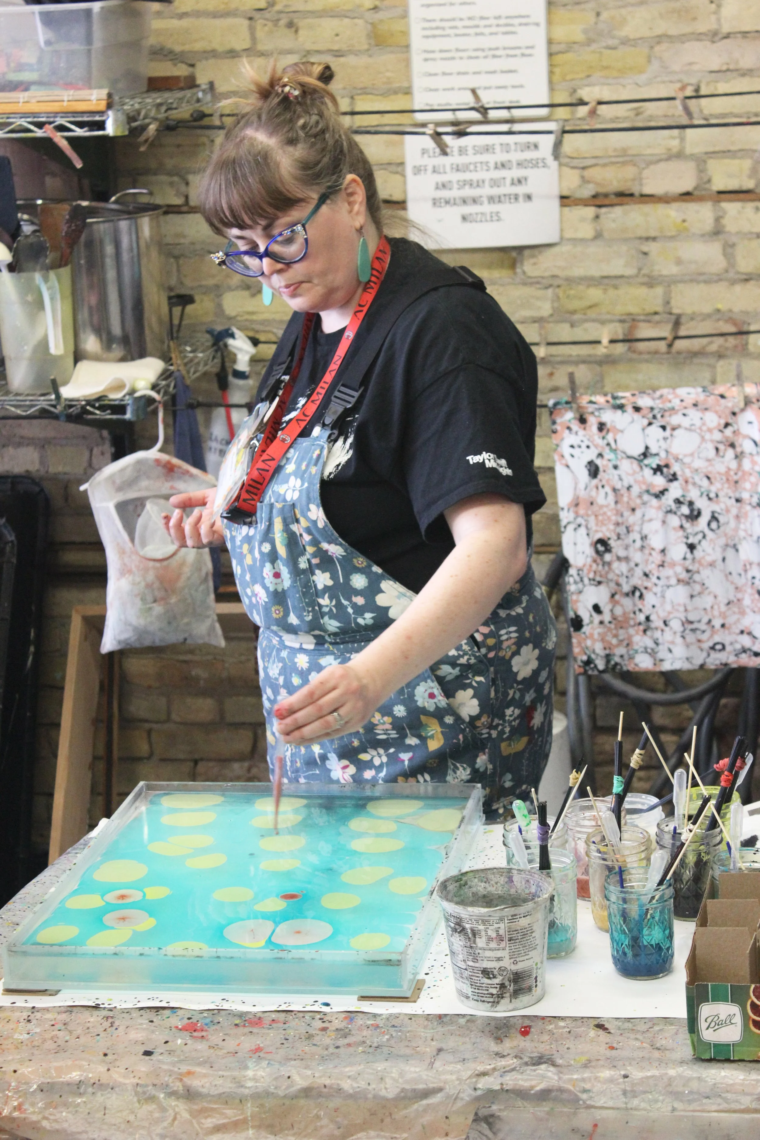 MCBA-wksp-FletcherExperimentalModernMarbling-07.14.2023-5.JPG