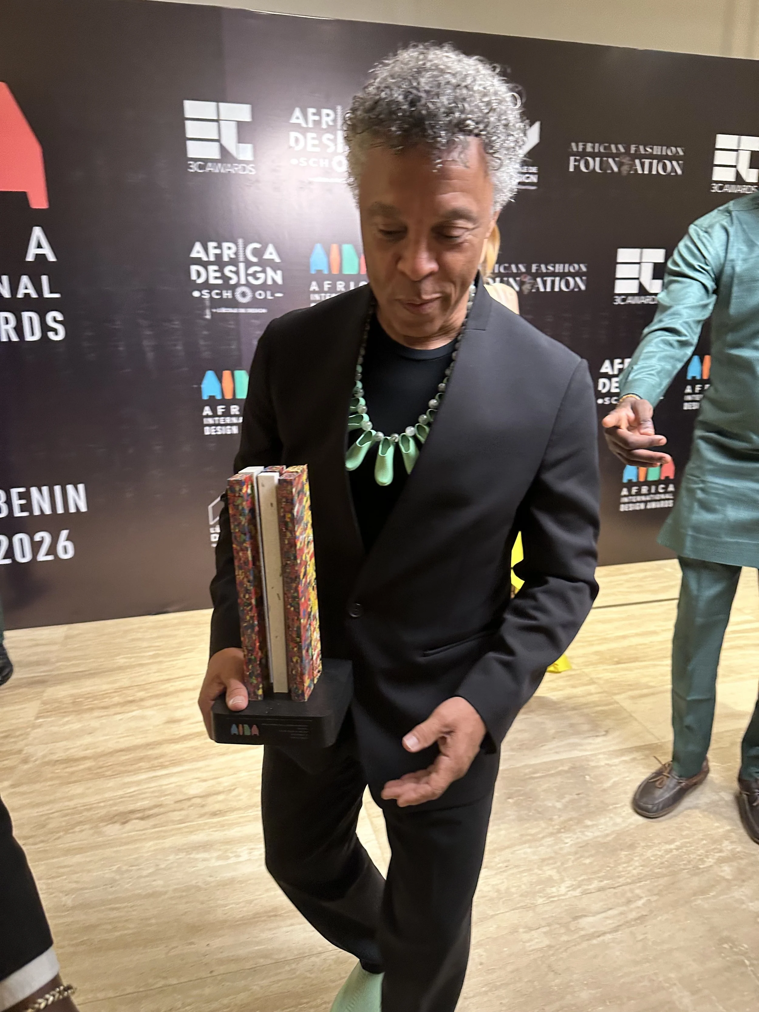 Charles_Johnson_AIDA_Award_Fashion_Design_Of_The_Year_6.jpeg