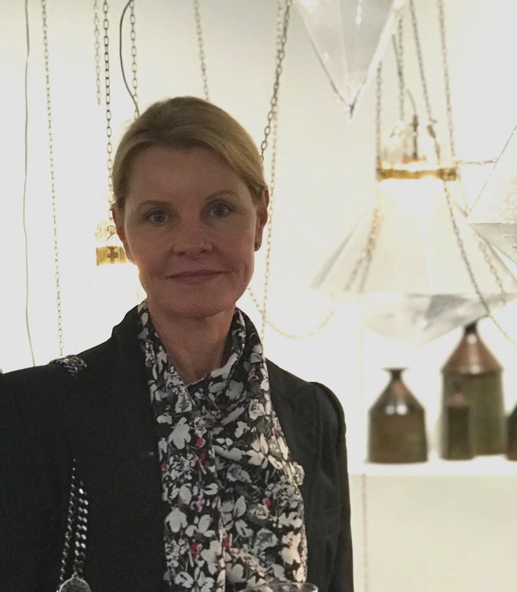 Image of Karen T. Bacon art appraiser advisor