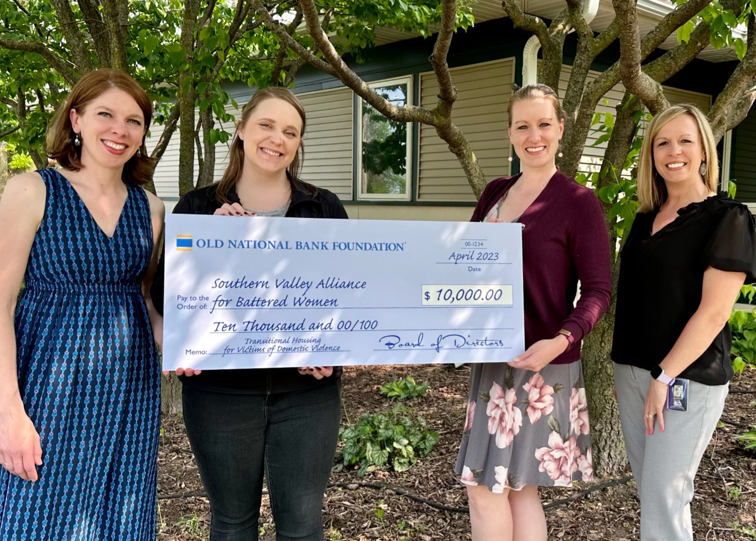 Southern Valley Alliance Receives Old National Bank Support for Housing Program