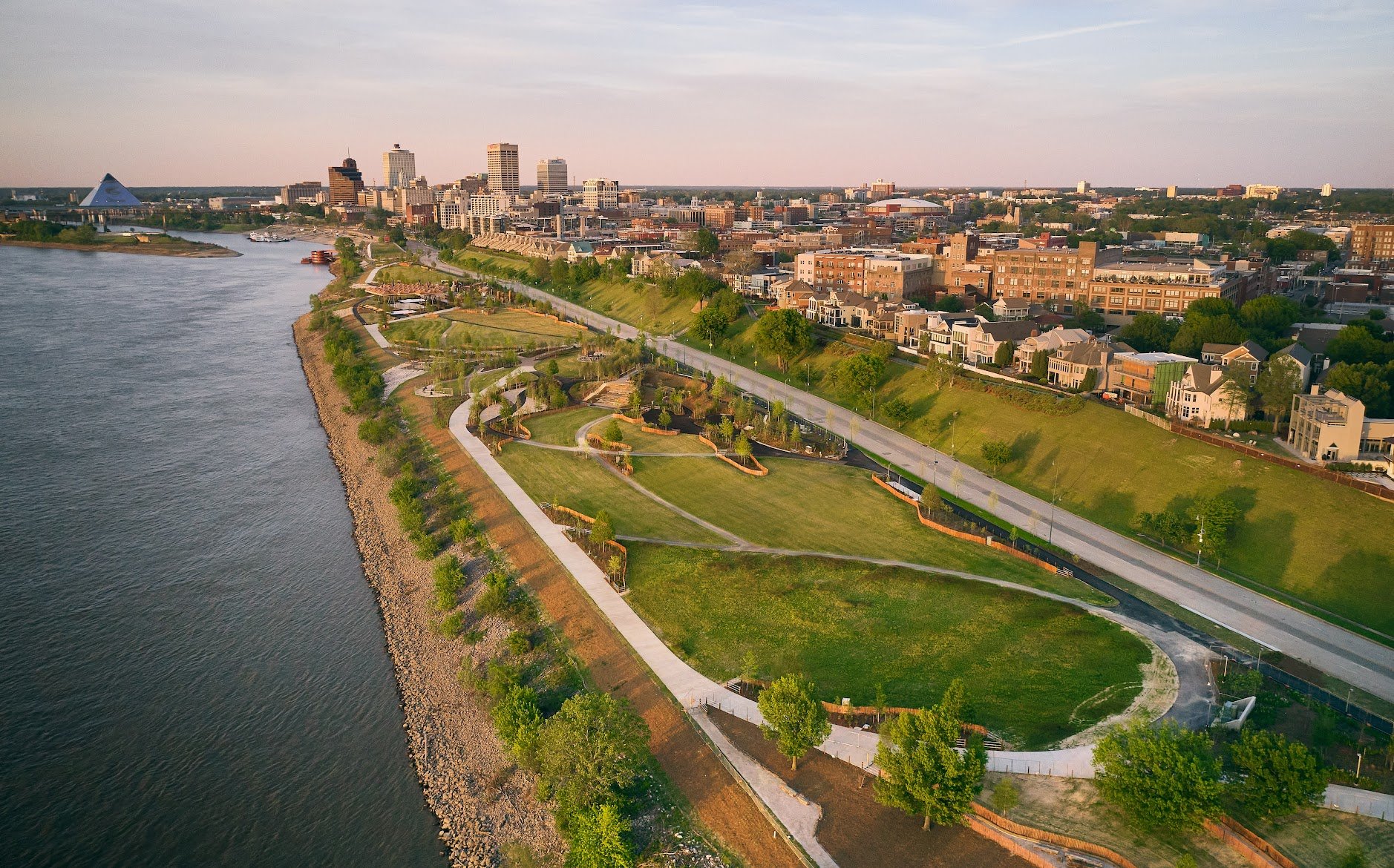 Exploring Tom Lee Park A Gem Of Memphis