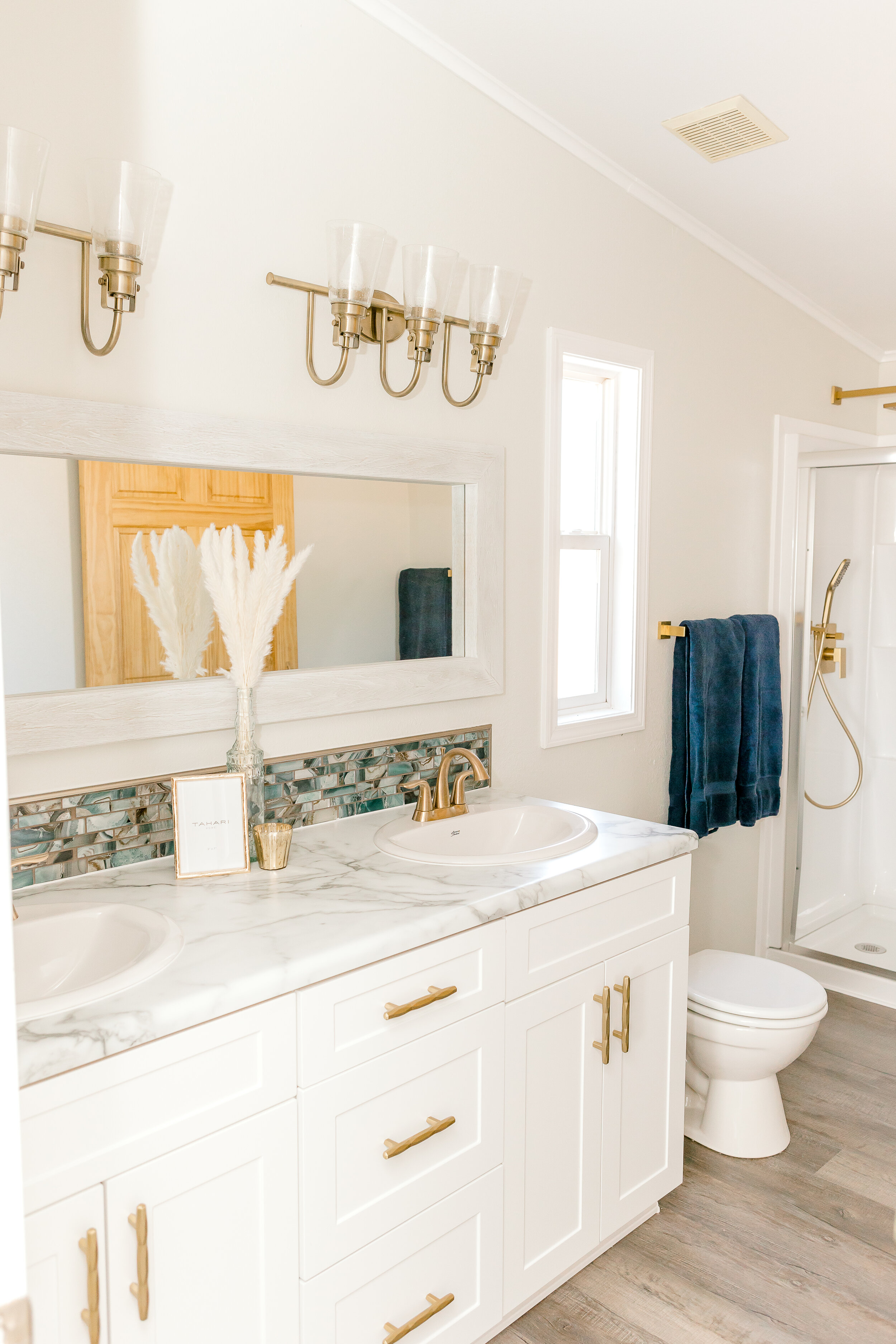 Mobile Home Bathroom Inspiration 