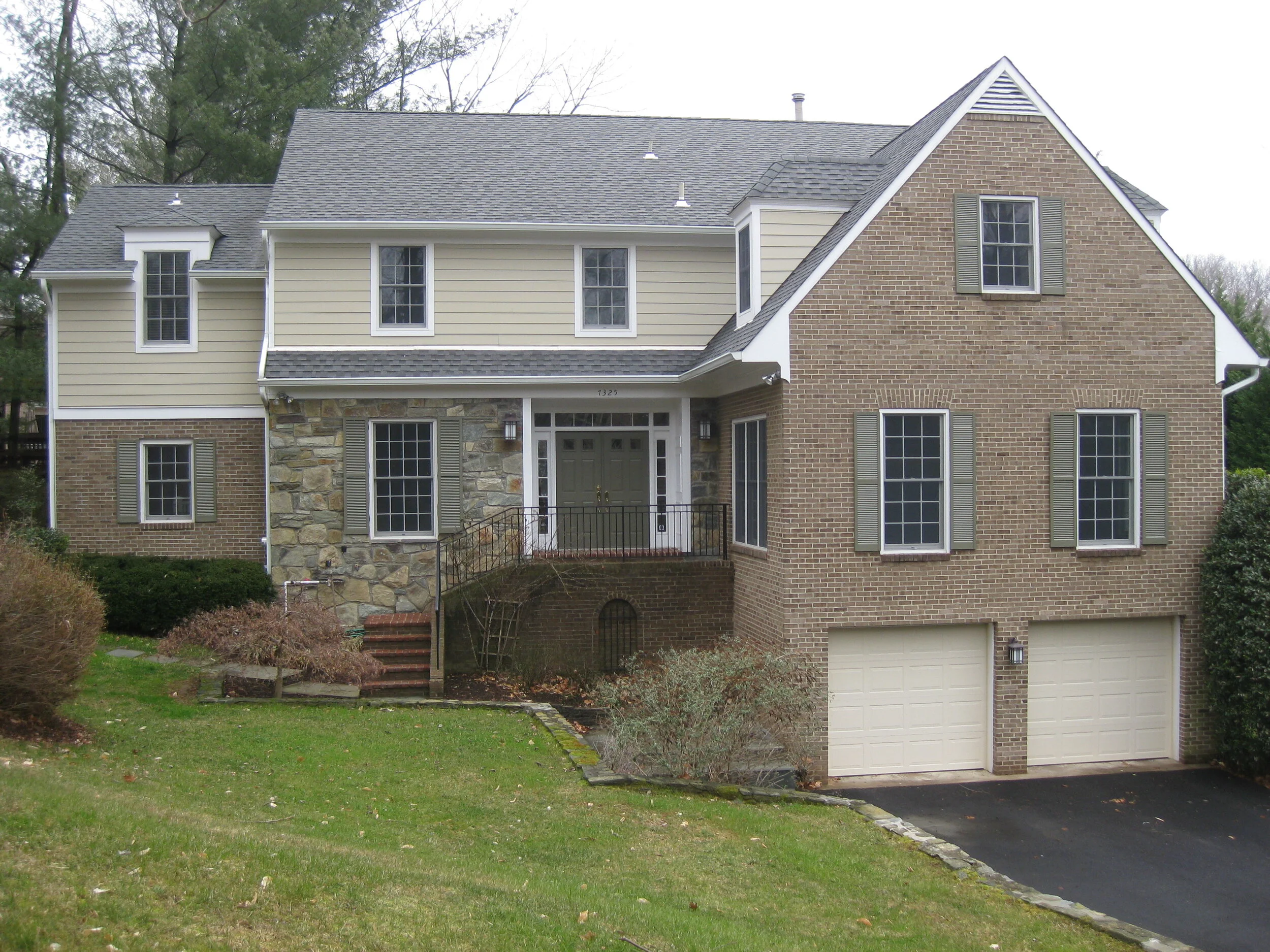 7325 Heatherhill Ct*