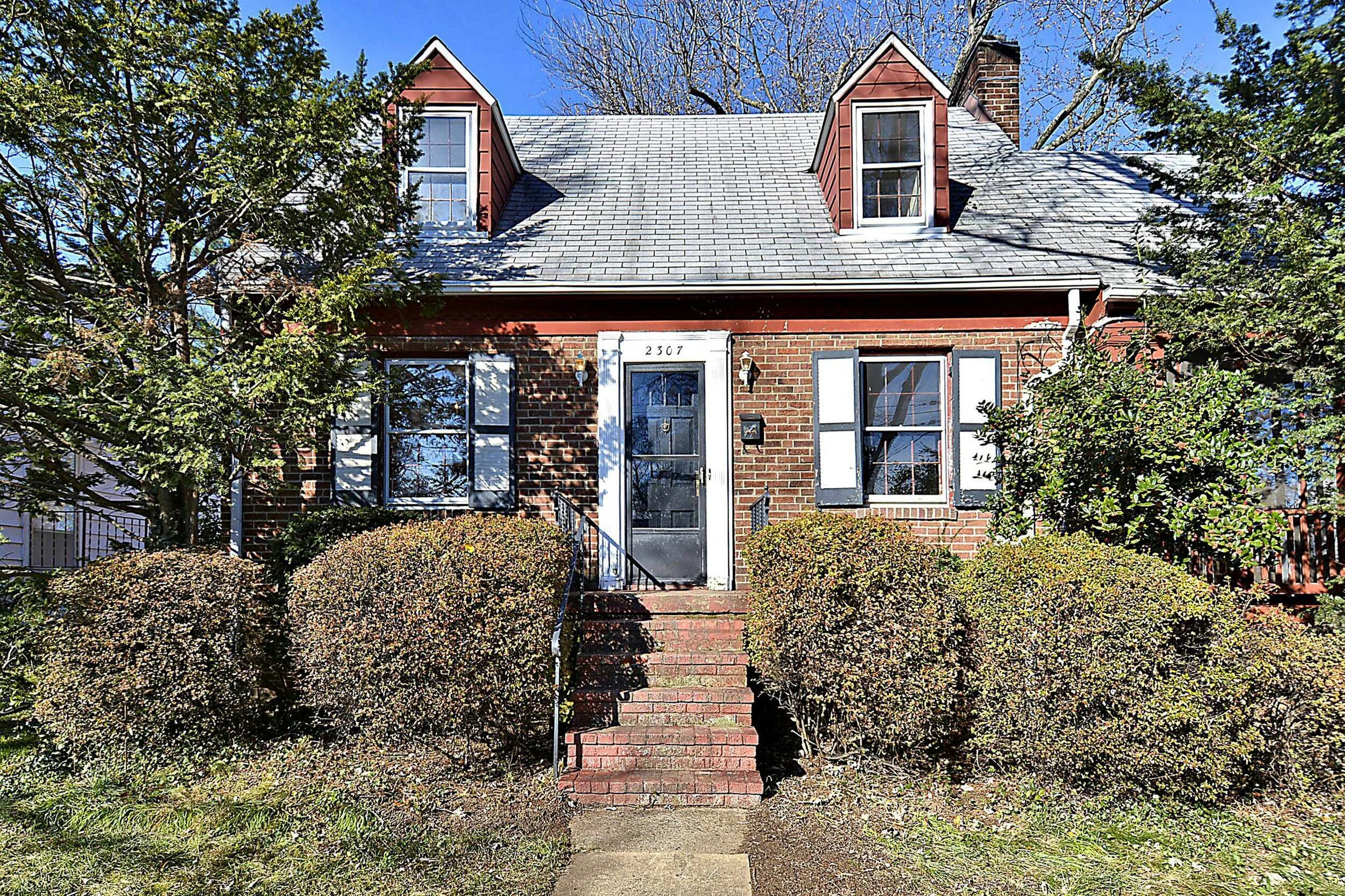2307 Homestead Dr*