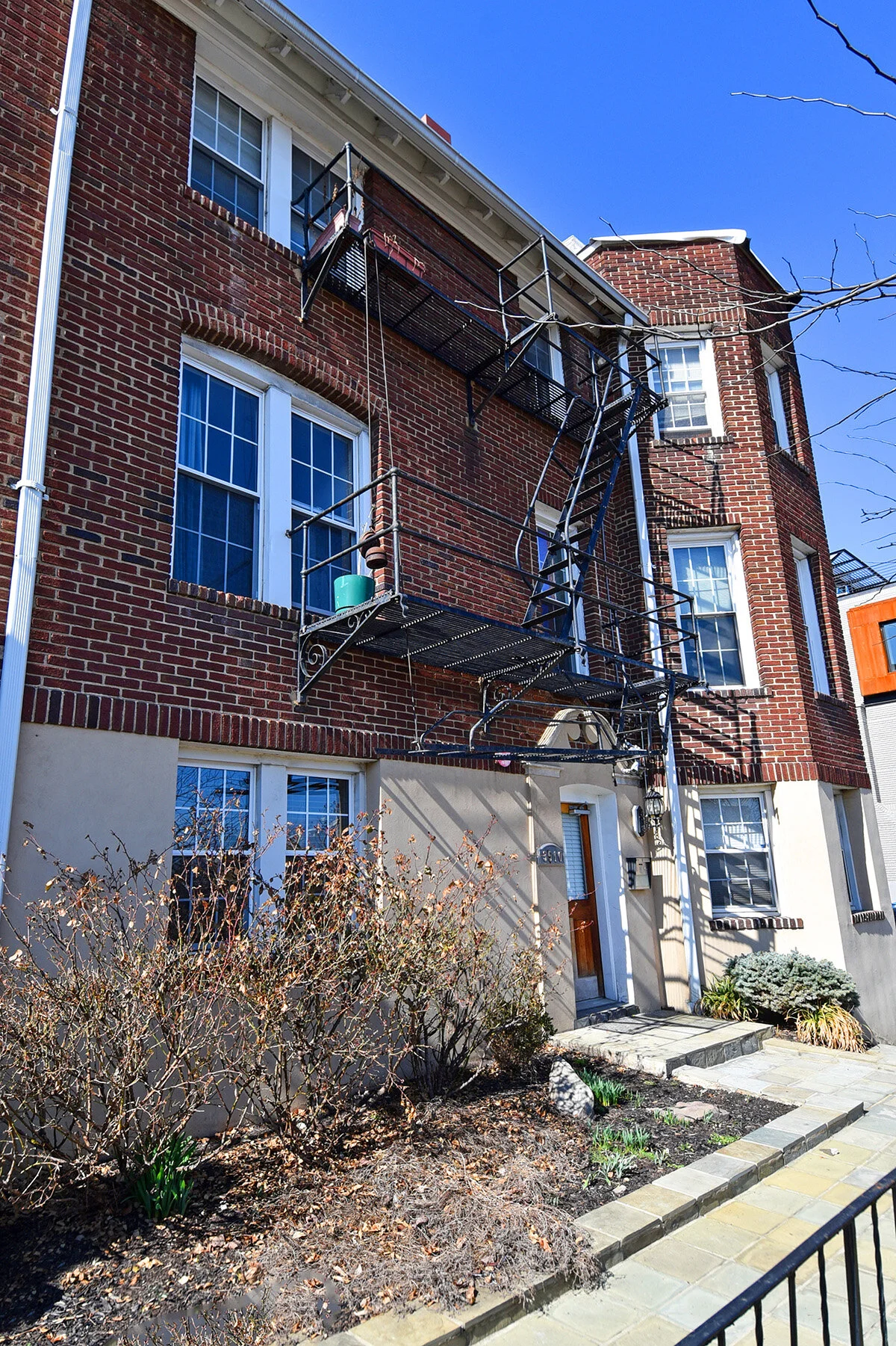 3510 16th Street NW #402