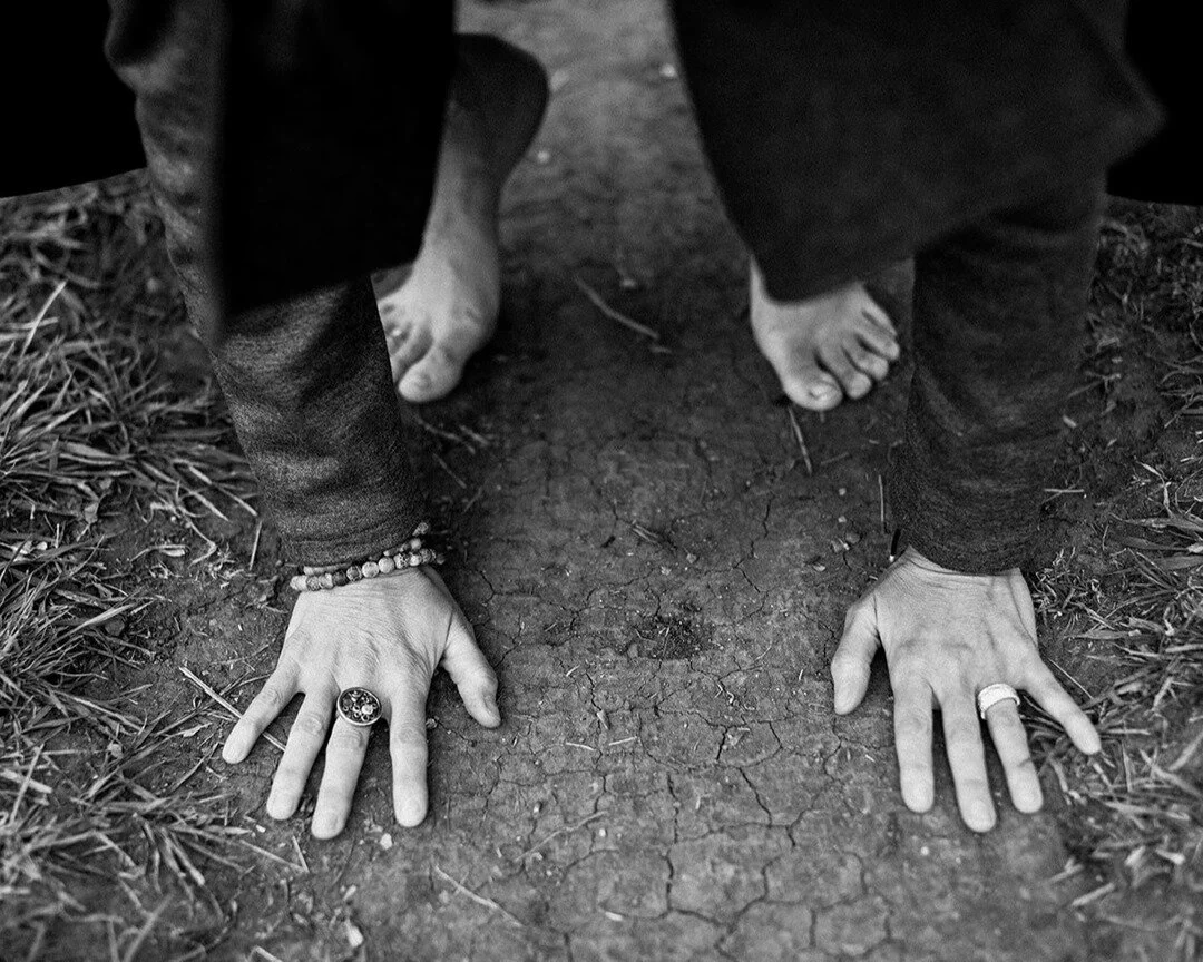 Get grounded ...get dirty ...feel the earth beneath your feet. Go outside barefoot and feel the earth; snow, dirt, sand, whatever! Do it! ⠀⠀⠀⠀⠀⠀⠀⠀⠀
⠀⠀⠀⠀⠀⠀⠀⠀⠀
Feel Mother Earth, Gia. She's giving you life ...she is giving you the ability to touch the 