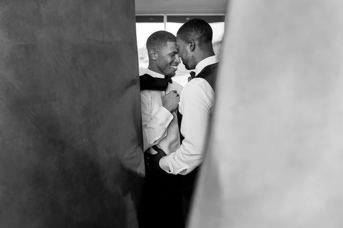 Story Time. . . 

A couple sent over a few images they were drawn to for their wedding, and a couple of them were photos I made back in 2018.

They had no idea I was the one behind them.

Had me smiling.

Because it told me everything I needed to kno