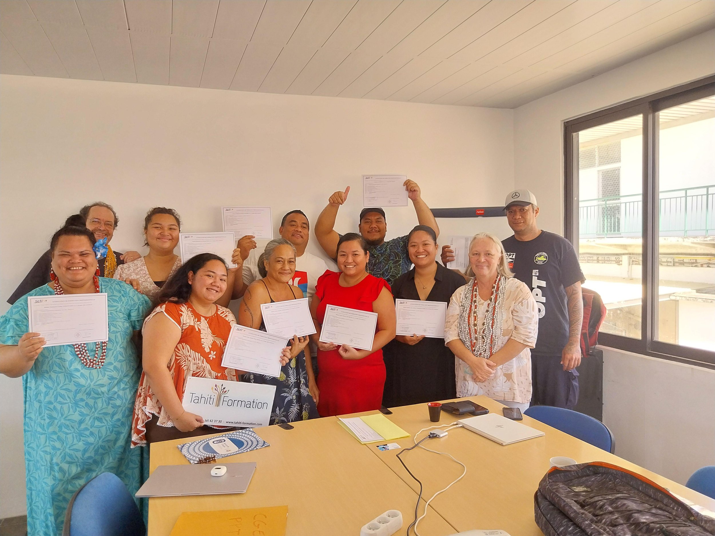 Félicitations aux 10 stagiaires de la formation Créateur et Gestionnaire d'Entreprise à Papeete