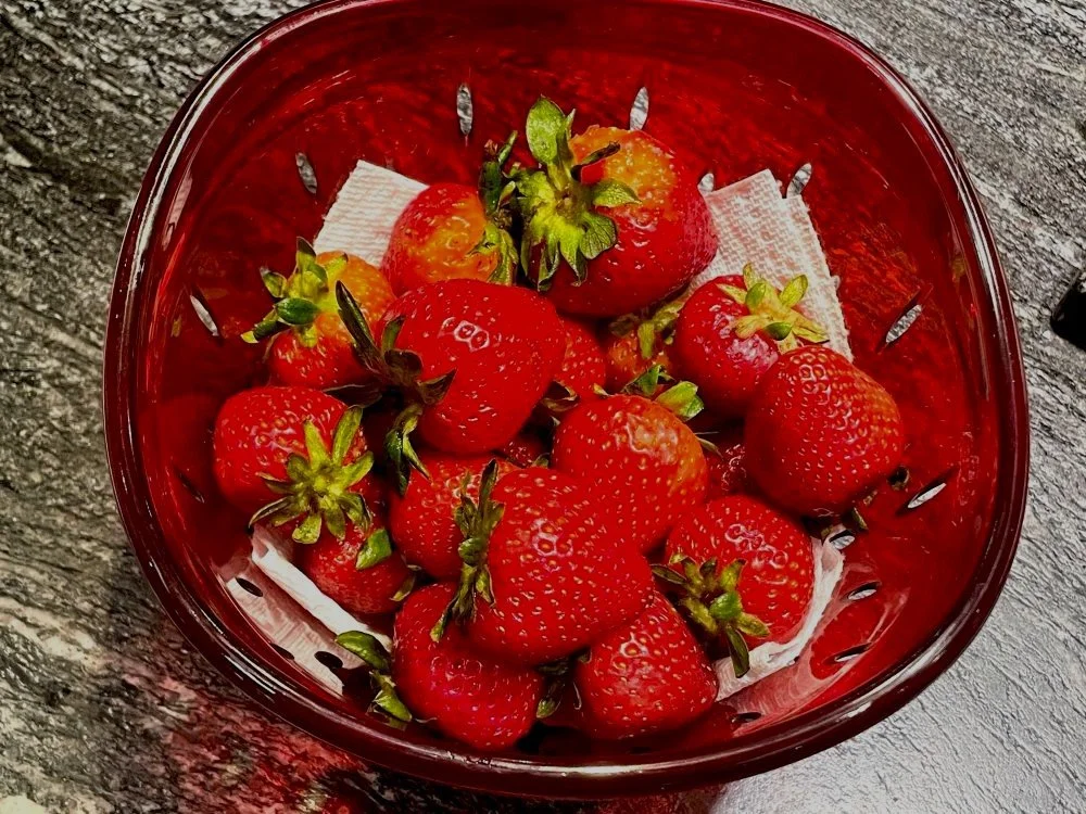 Cleaning Summer Berries
