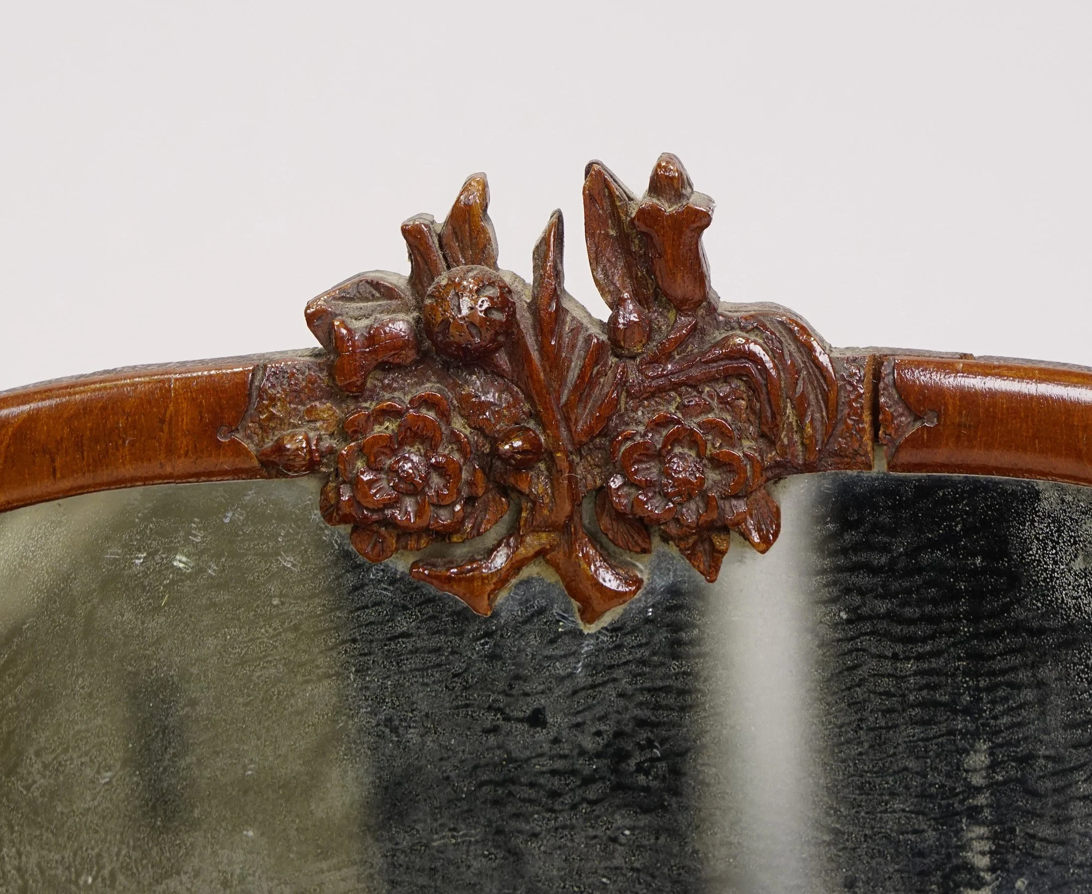 Furn-E-917-e.JPG