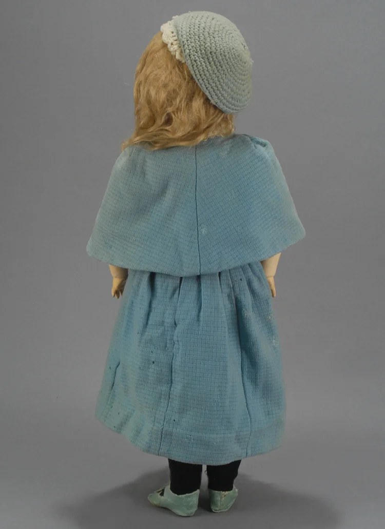 Simon & Halbig 949 — Carmel Doll Shop