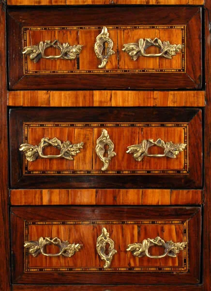 Furn-E-127-e.jpg
