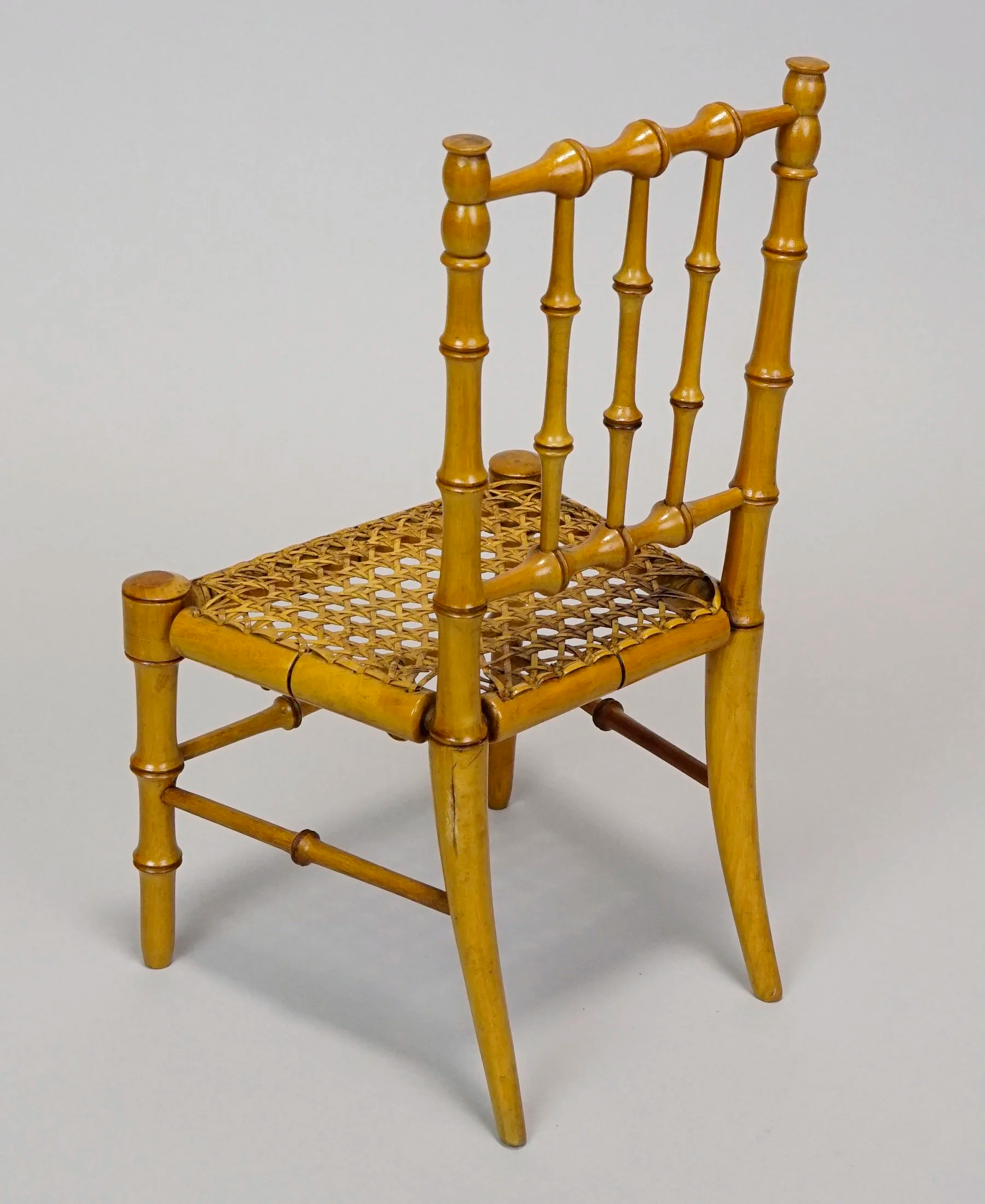 Furn-E-888-d.png