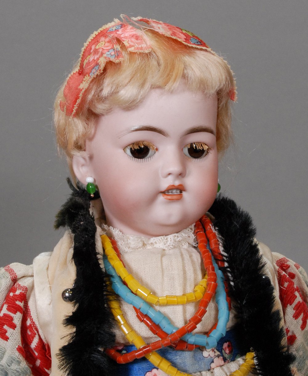 Simon & Halbig 1079 DEP — Carmel Doll Shop