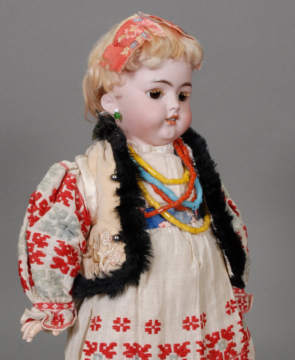 Simon & Halbig 1079 DEP — Carmel Doll Shop