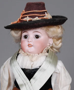 Simon & Halbig 1079 - All Original — Carmel Doll Shop