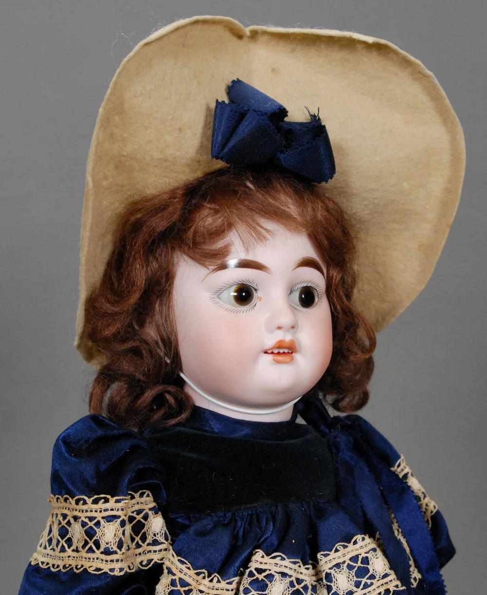 Armand Marseille 1894 Model in All Original Presentation — Carmel